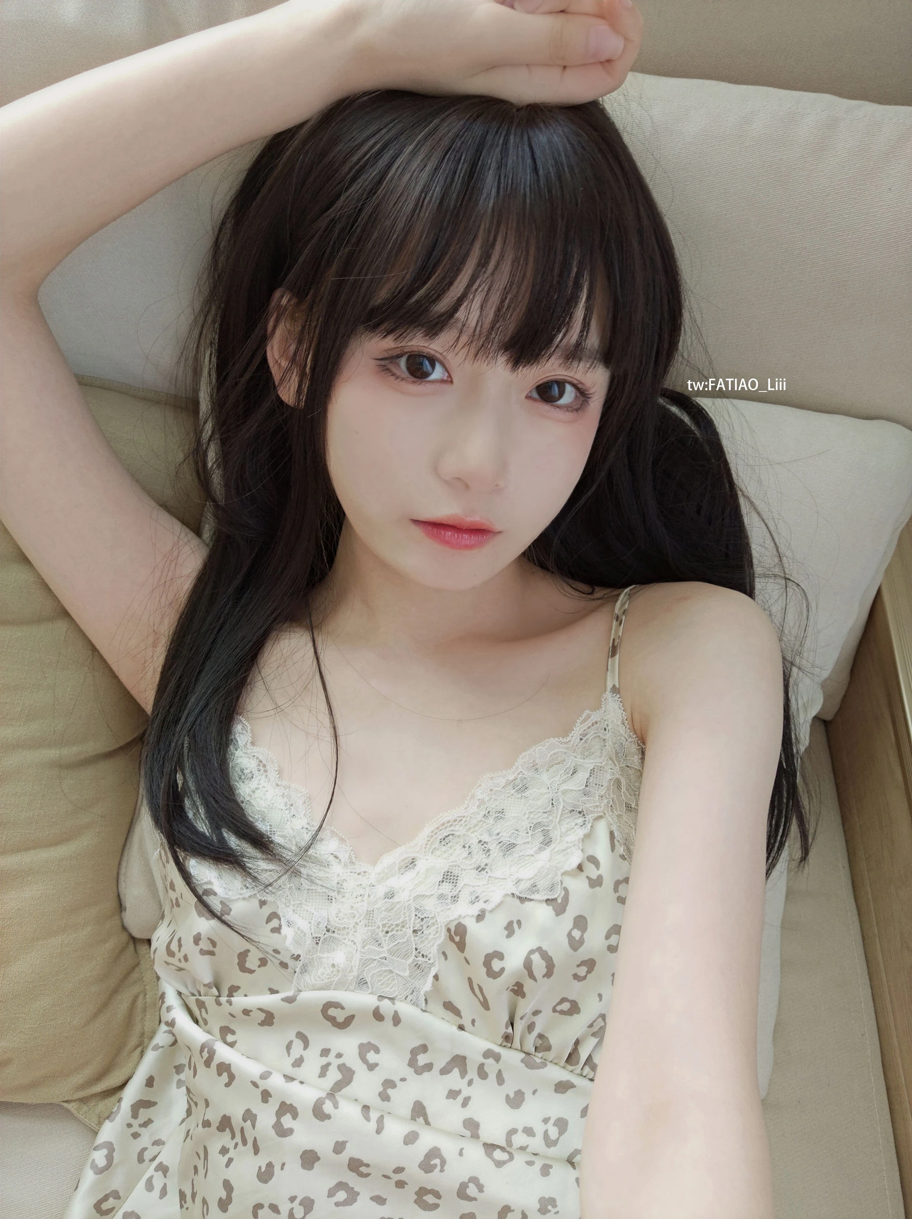 [美女]劉詩怡美圖圖集精選：劉詩怡優雅韻味於街拍展現翹臀曲線獨家攝影 - 3