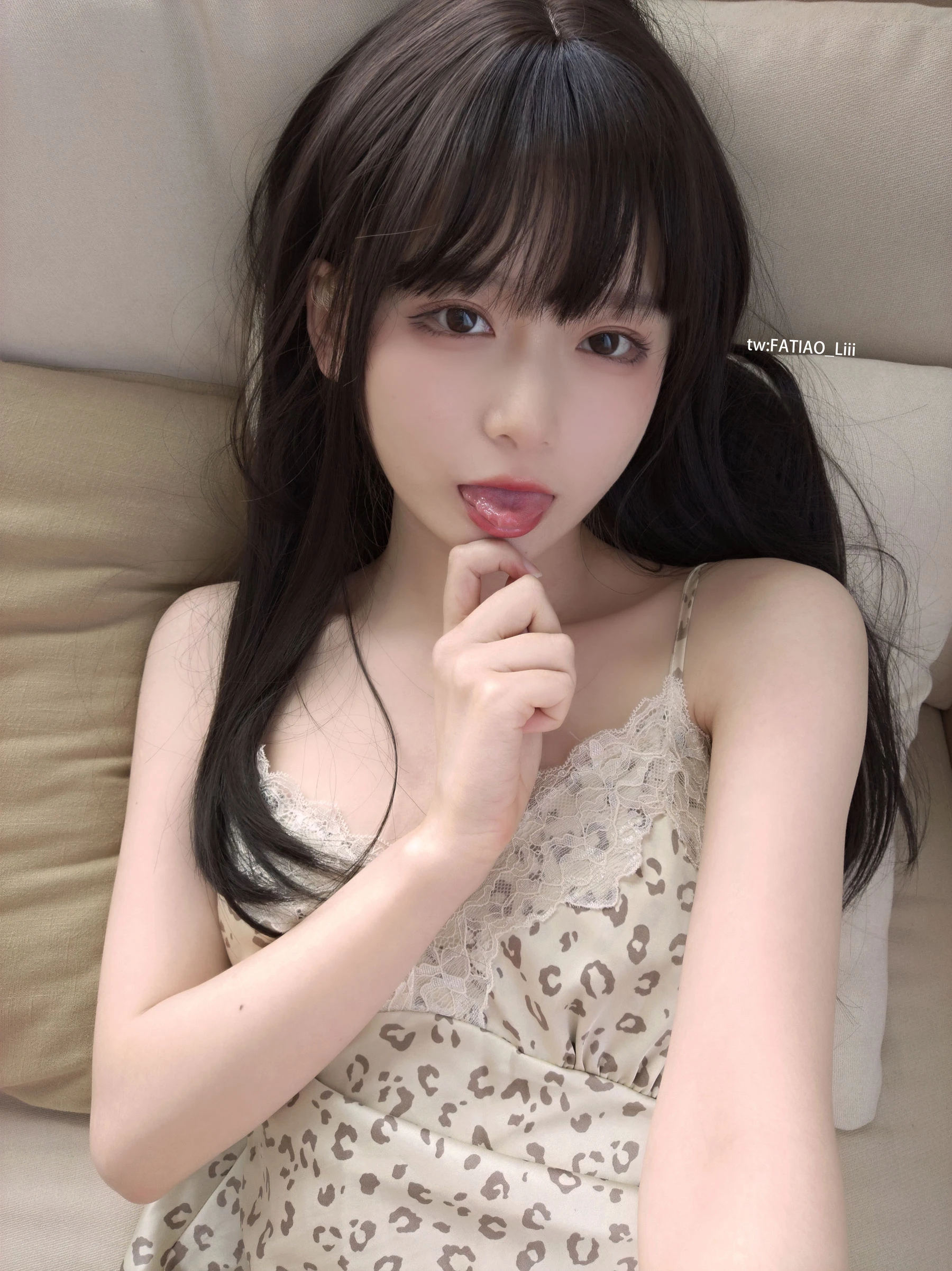 [美女]劉詩怡美圖圖集精選：劉詩怡優雅韻味於街拍展現翹臀曲線獨家攝影 - 60