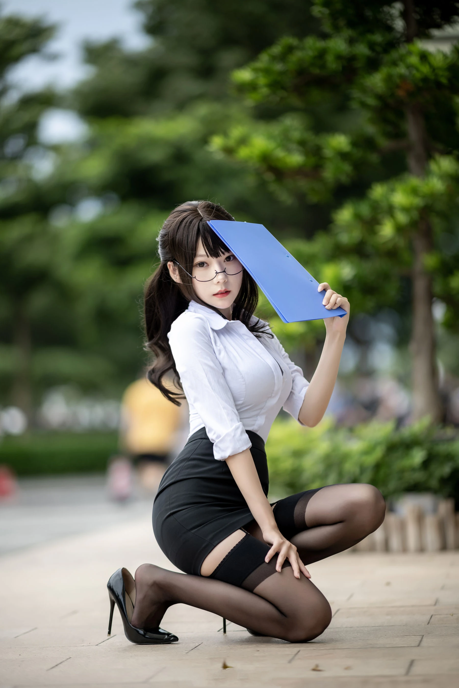 [仙女]曹心怡街拍大圖大片珍藏：曹心怡優雅演繹身材完美魅力凸顯寫真藝術 - 24