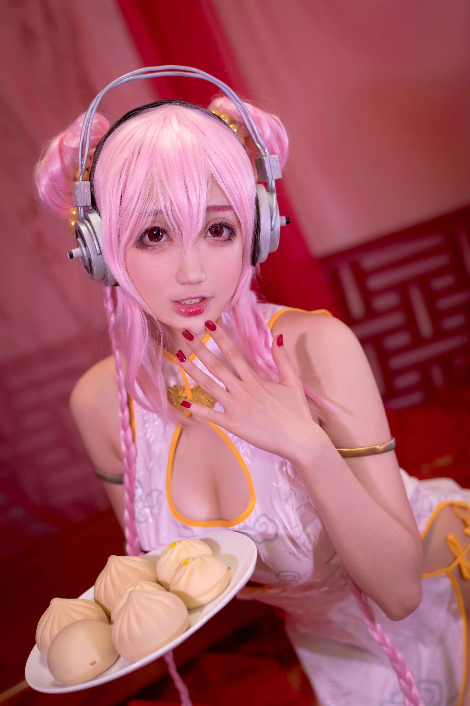 [正妹]唐雨萱唐雨萱私藏大圖攝影：攝影棚性感韻味凸顯曲線寫真合集 - 14