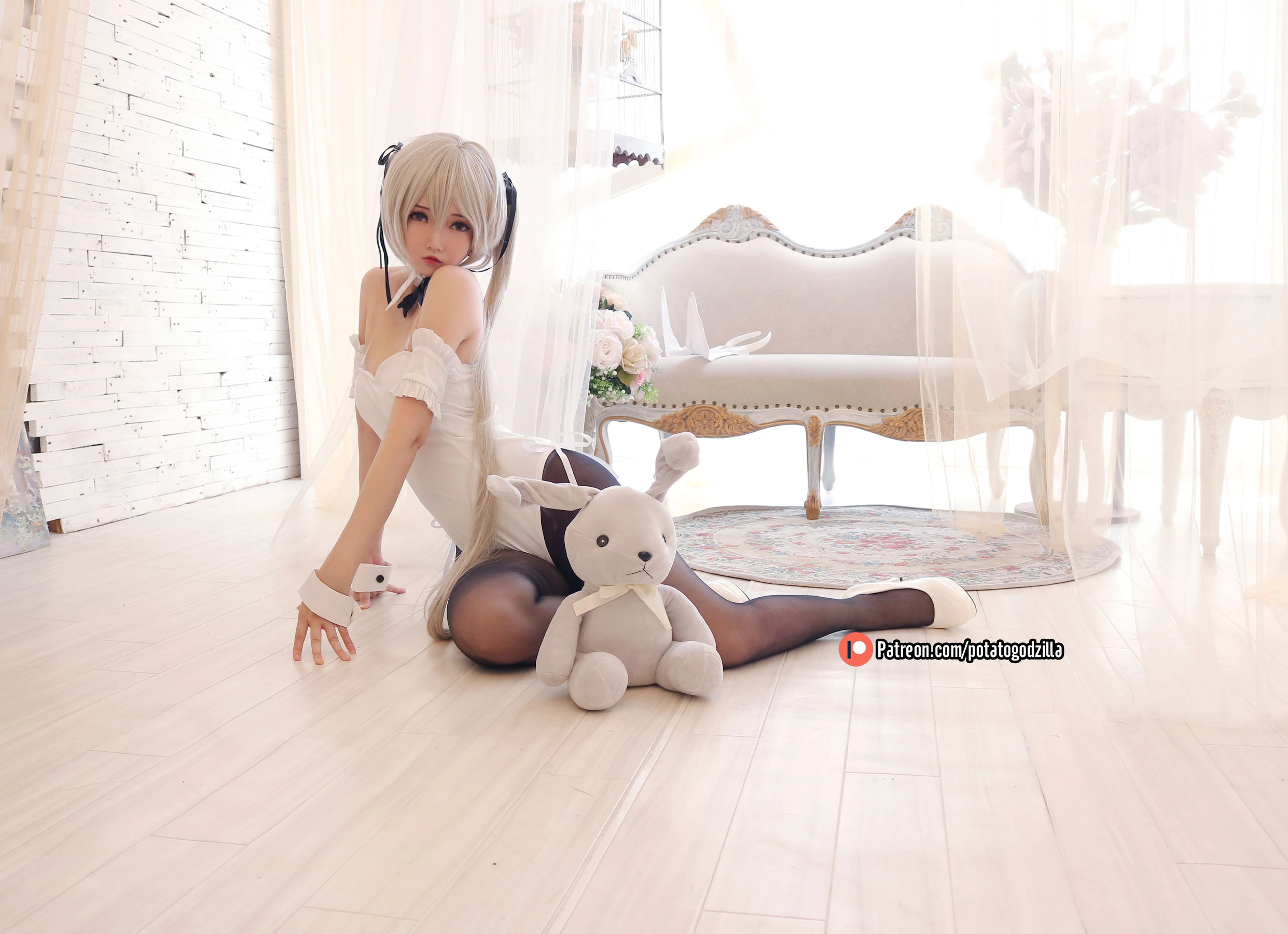 [美女]胡欣怡胡欣怡私藏珍藏美圖：攝影棚甜美風採釋放美胸寫真合集 - 13