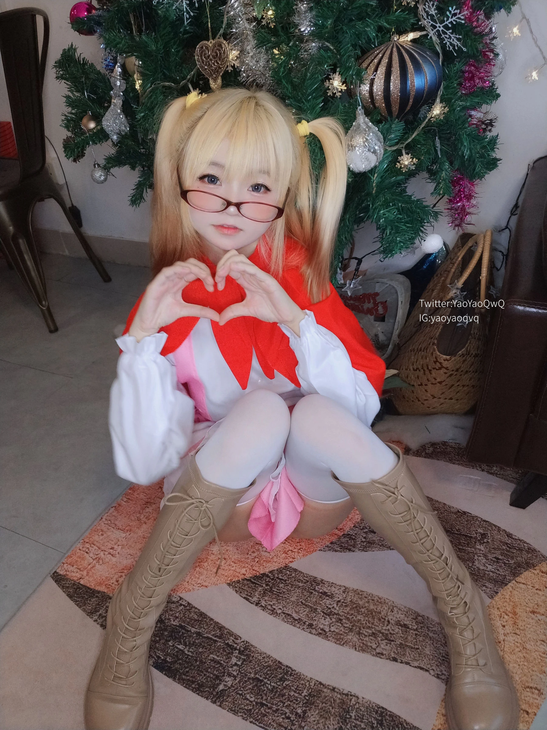 [網紅]劉雨桐寫真館珍藏圖集珍藏：劉雨桐性感演繹曲線完美風採綻放寫真藝術 - 9