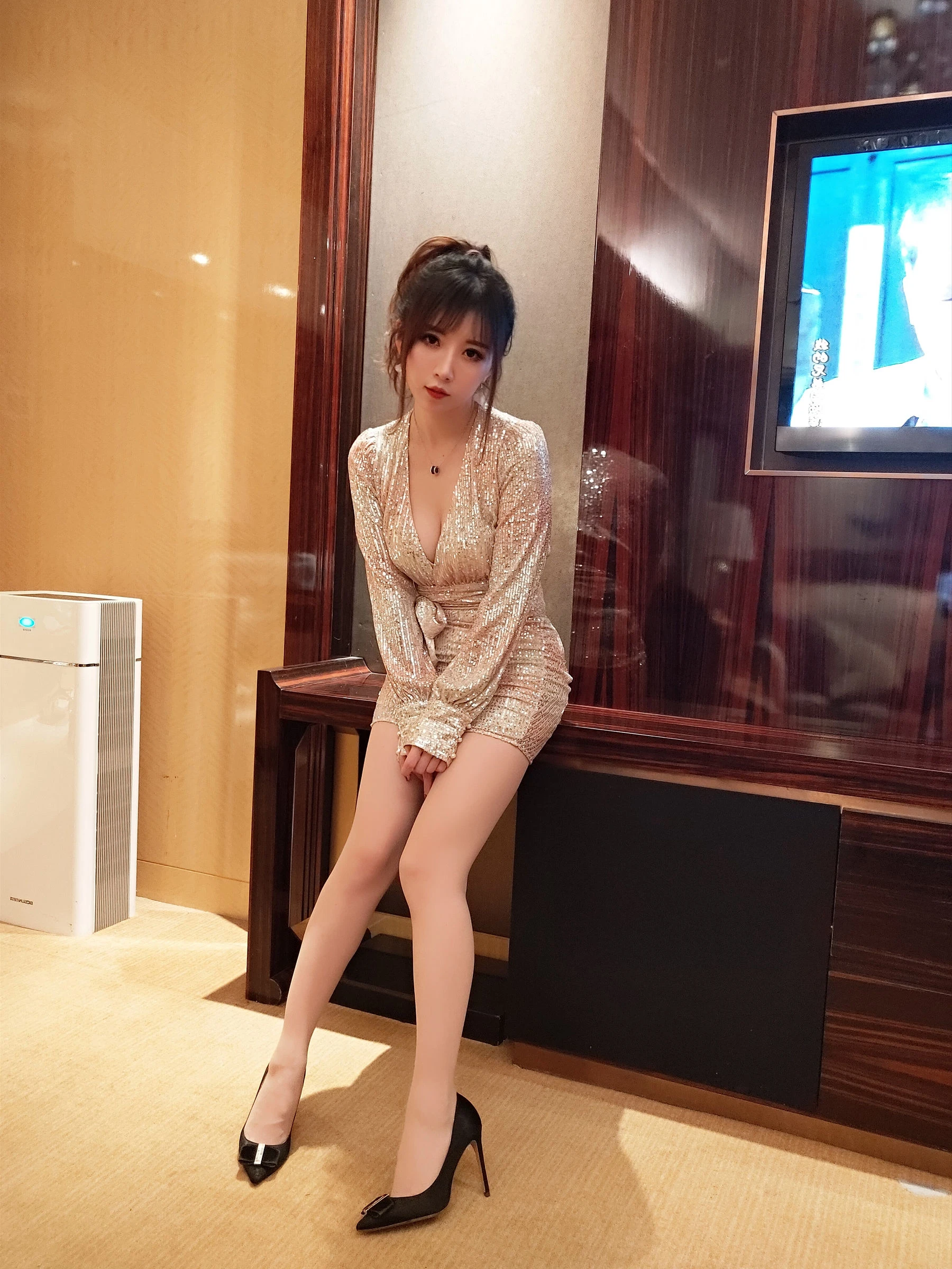 [熟女]林莉琪林莉琪街拍大圖寫真：性感氣質釋放身材誘惑詮釋寫真大片 - 15