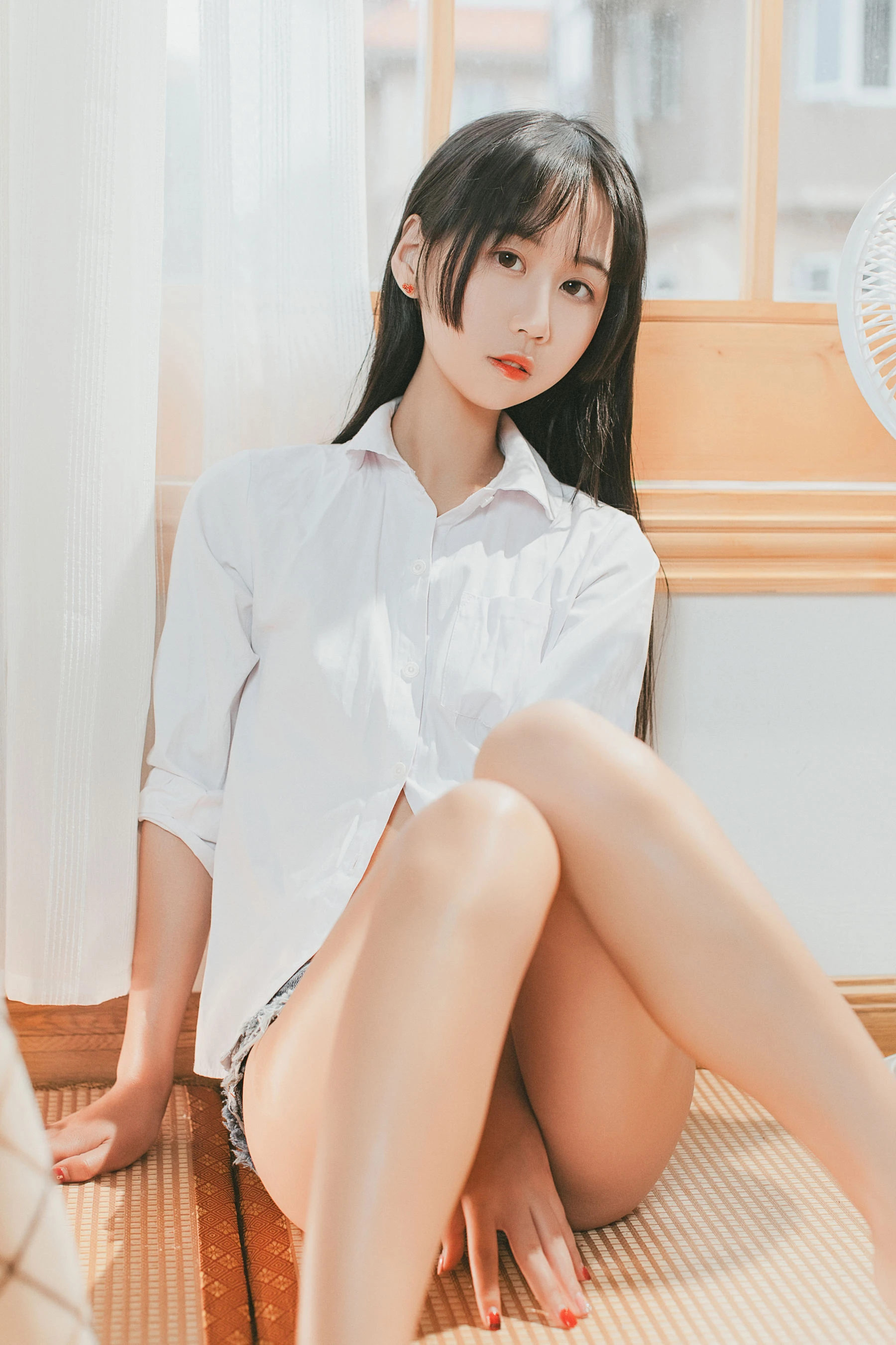 [少婦]張雅婷室內精選寫真珍藏：張雅婷時尚演繹翹臀完美風情釋放寫真藝術 - 2