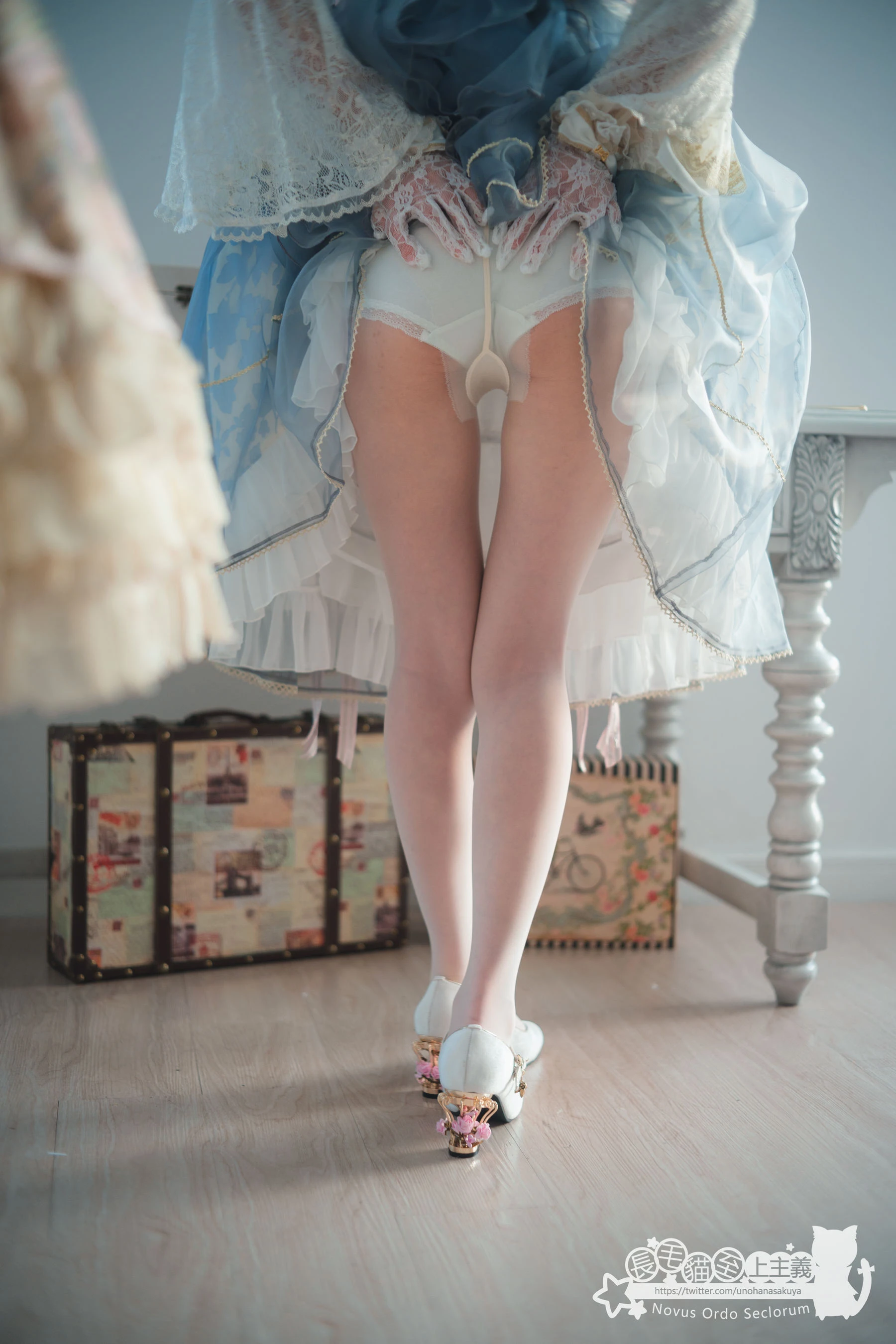 [主播]朱子萱朱子萱火辣氣質美圖大賞：寫真館大圖美圖演繹美腿誘惑美學 - 31