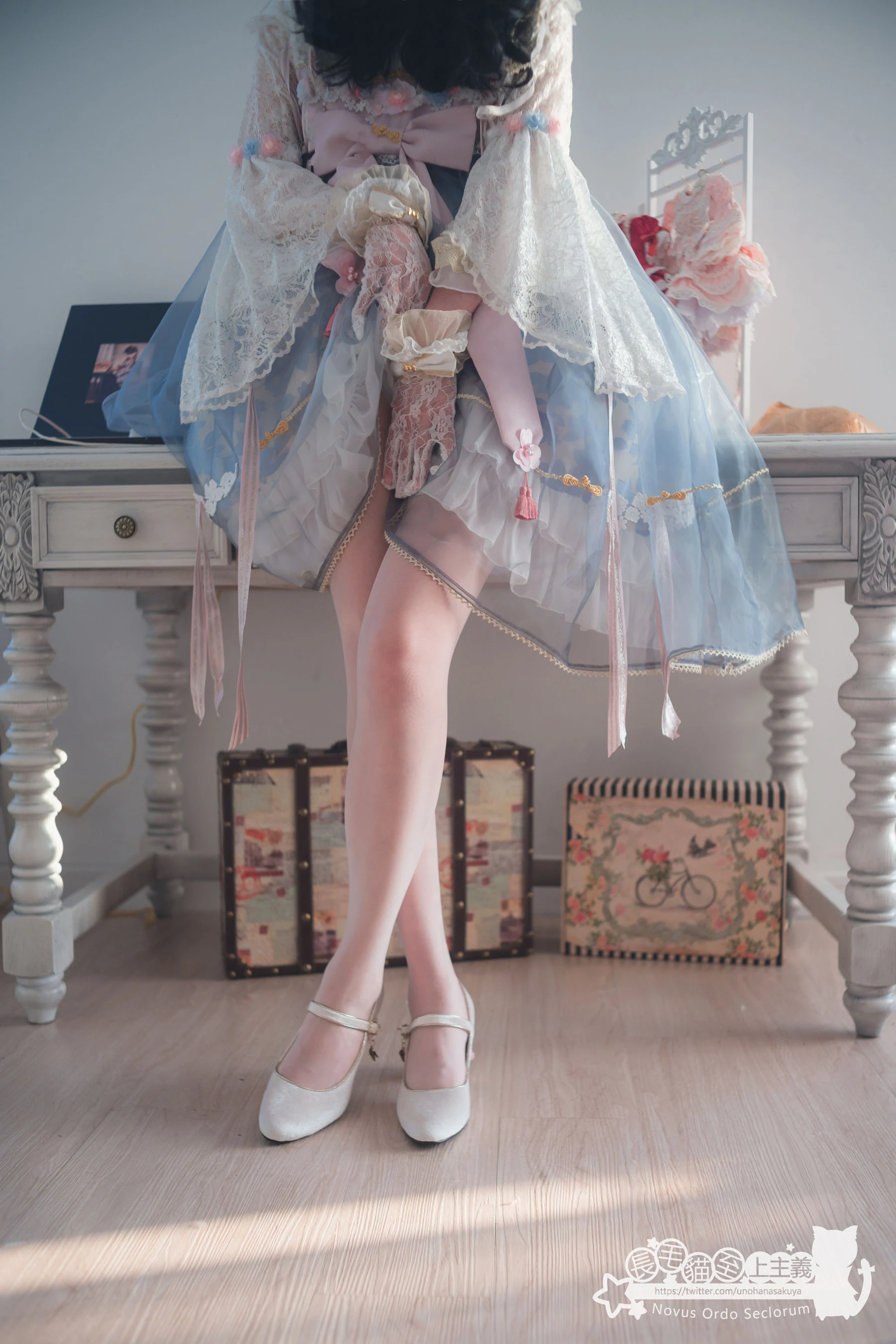 [主播]朱子萱朱子萱火辣氣質美圖大賞：寫真館大圖美圖演繹美腿誘惑美學 - 8