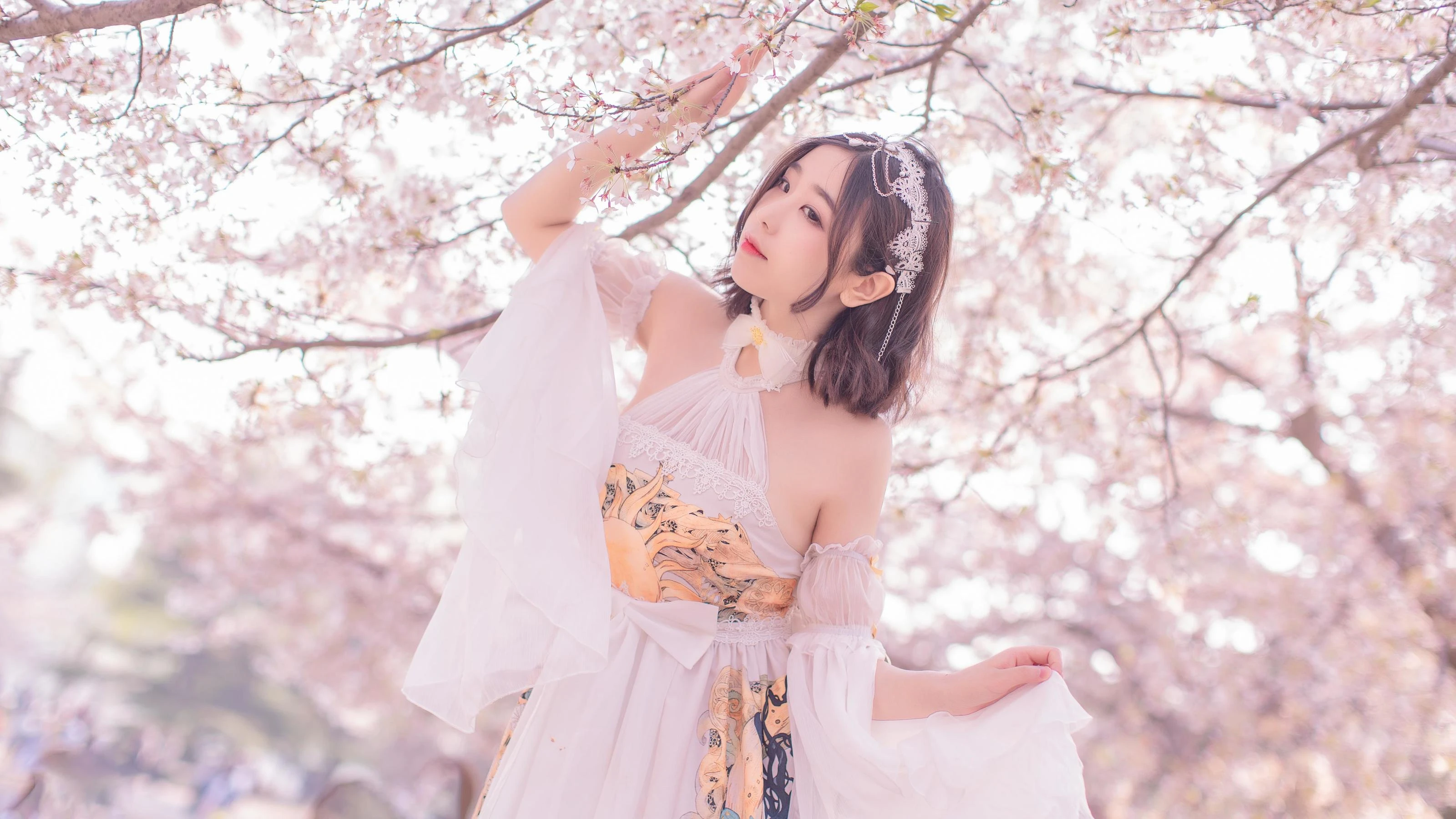 [美女]朱雅琳作品攝影大師作：朱雅琳性感於街拍釋放美腿氣質首發演繹 - 9