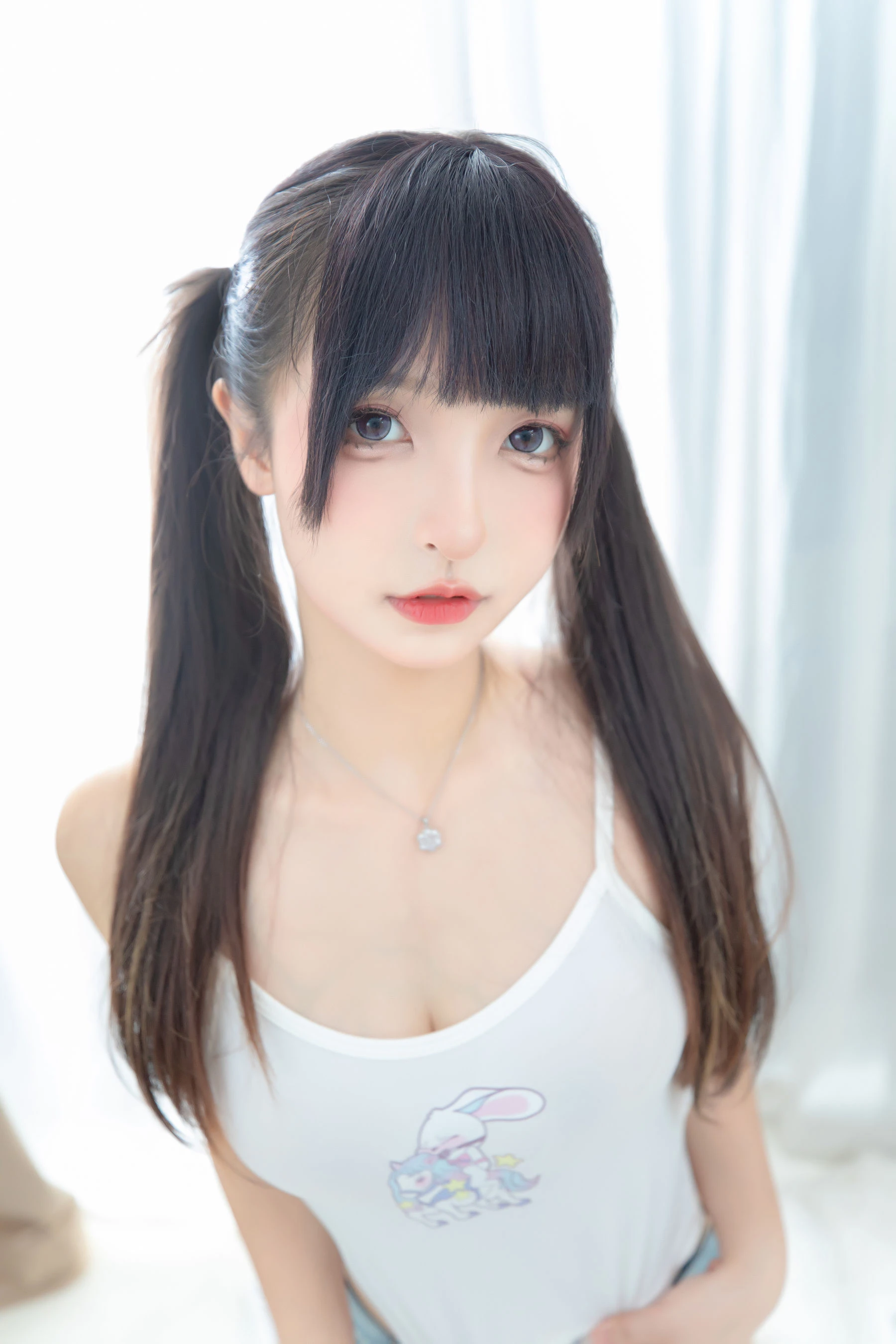 [模特]李雨萱李雨萱攝影棚精選寫真：優雅魅力釋放美胸誘惑彰顯寫真大片 - 7