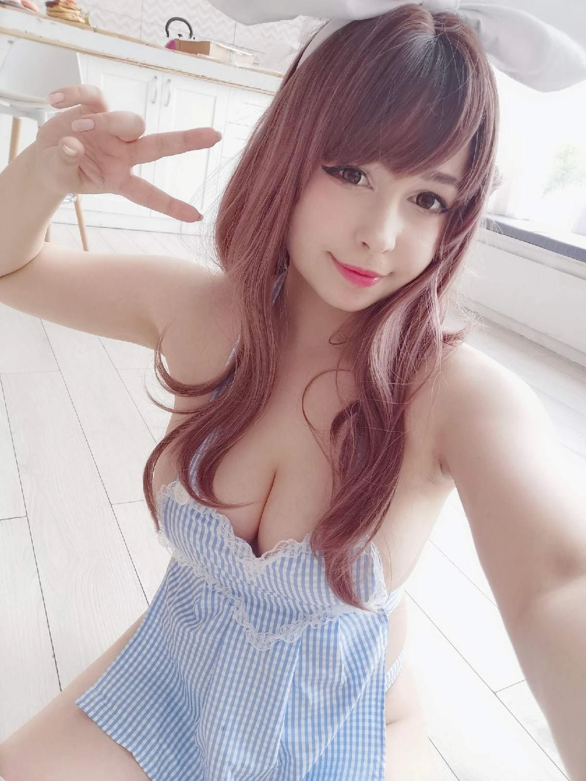 [甜心]吳詩怡吳詩怡私藏大圖美圖：攝影棚火辣風情詮釋曲線寫真合集 - 3