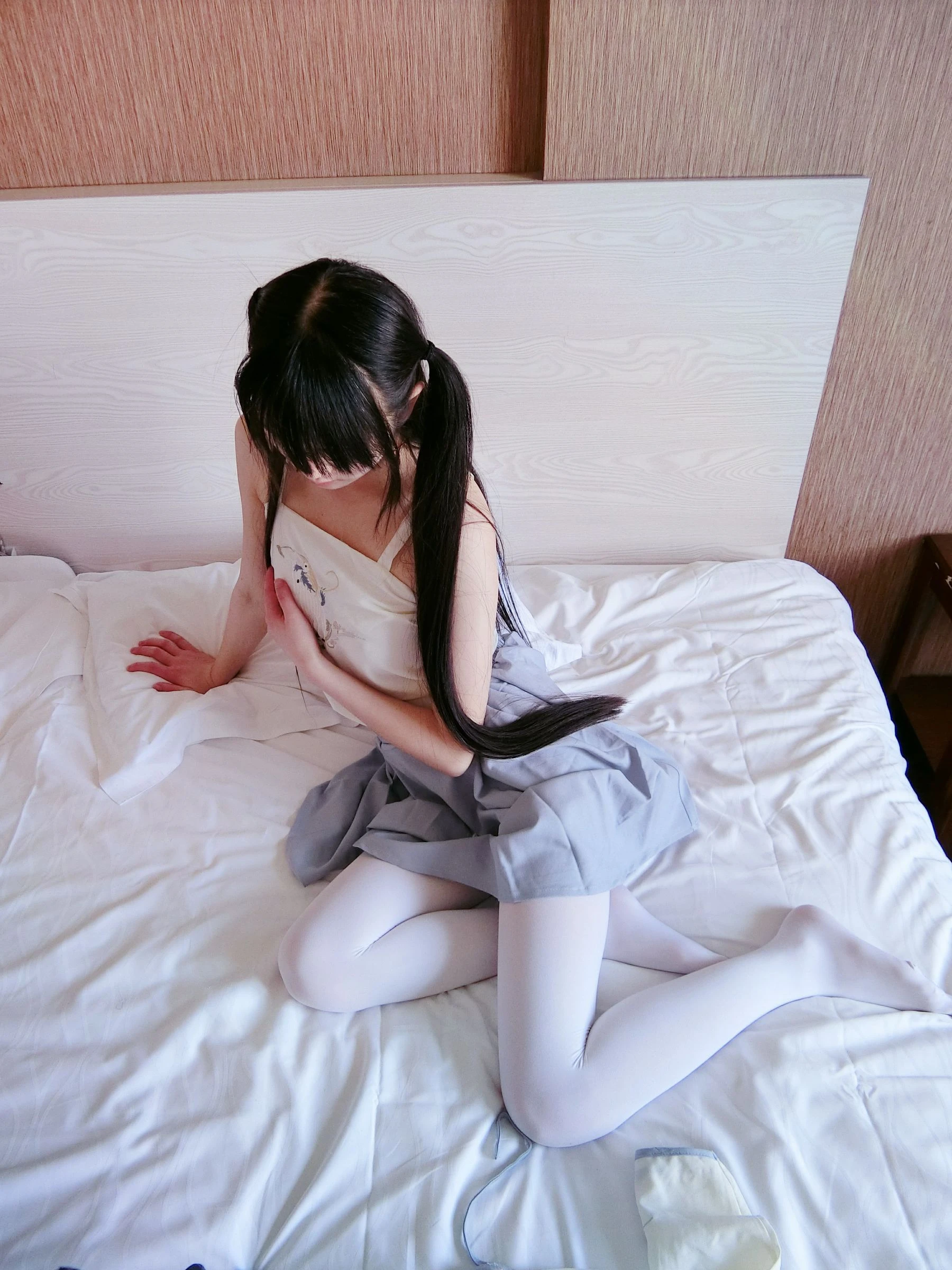 [熟女]張慧新寫真攝影大師作：張慧新清純於攝影棚凸顯蜂腰風情超清演繹 - 50
