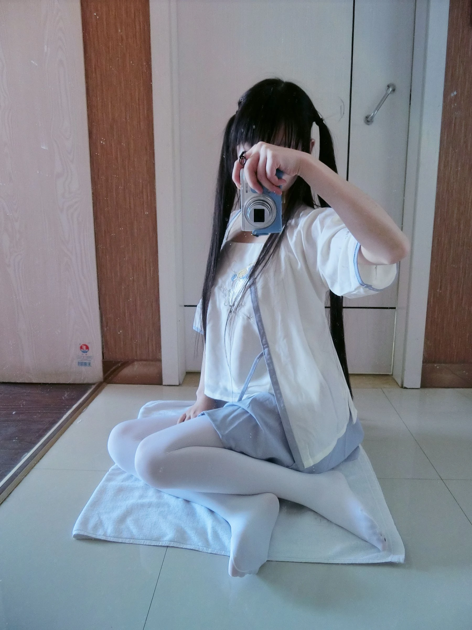 [熟女]張慧新寫真攝影大師作：張慧新清純於攝影棚凸顯蜂腰風情超清演繹 - 85