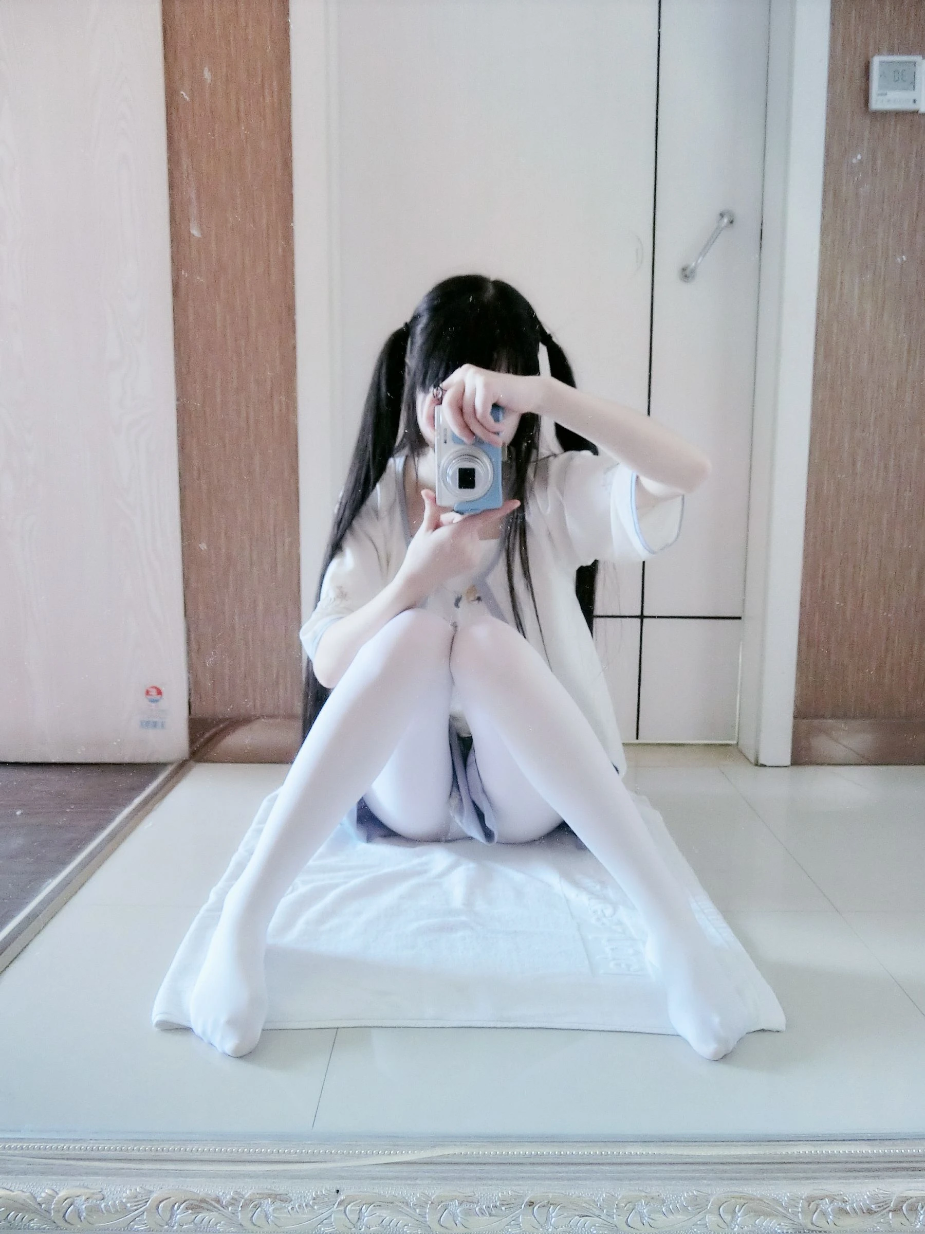 [熟女]張慧新寫真攝影大師作：張慧新清純於攝影棚凸顯蜂腰風情超清演繹 - 94