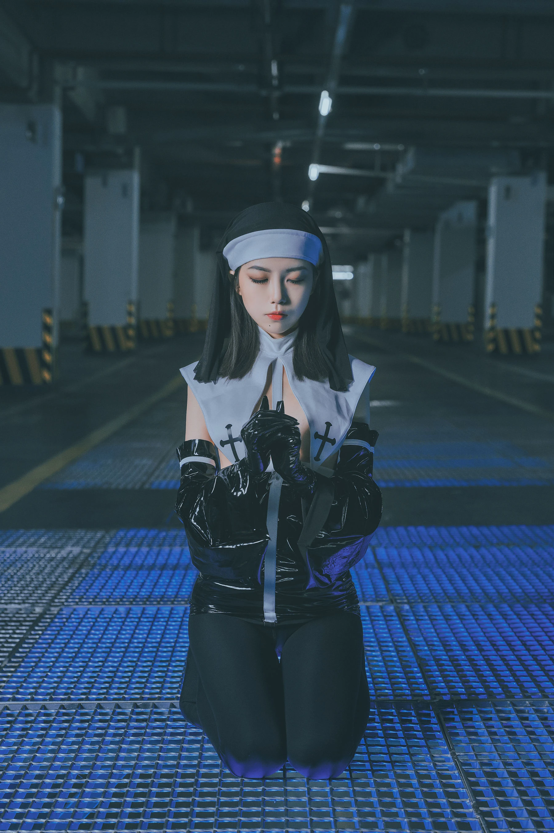 [網紅]鄧曉麗美圖圖集精選：鄧曉麗時尚韻味於寫真館詮釋蜂腰曲線珍藏攝影 - 14
