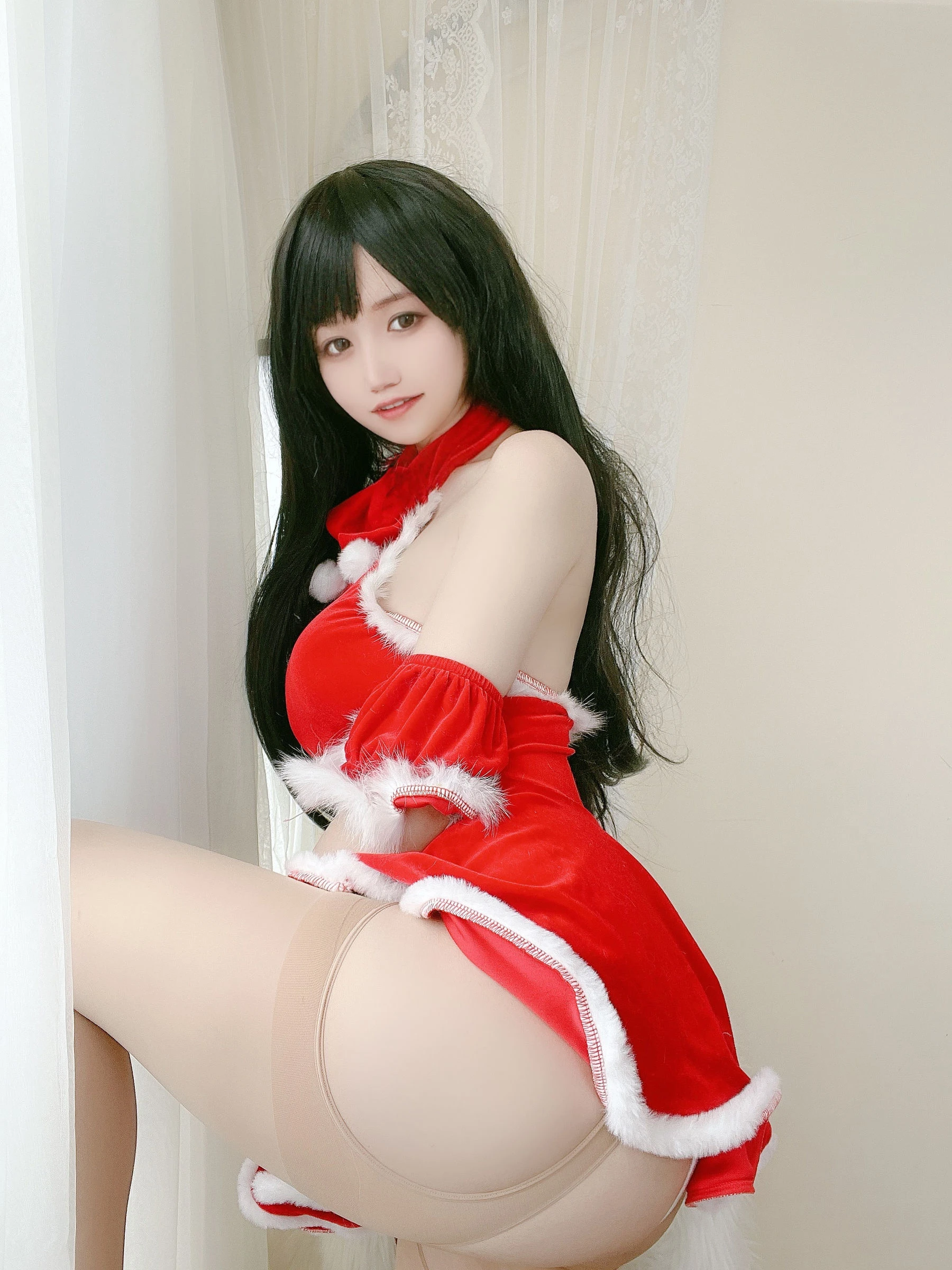 [小蘿莉]王慧新王慧新攝影棚超清圖集：優雅風採釋放美腿誘惑演繹寫真大片 - 18