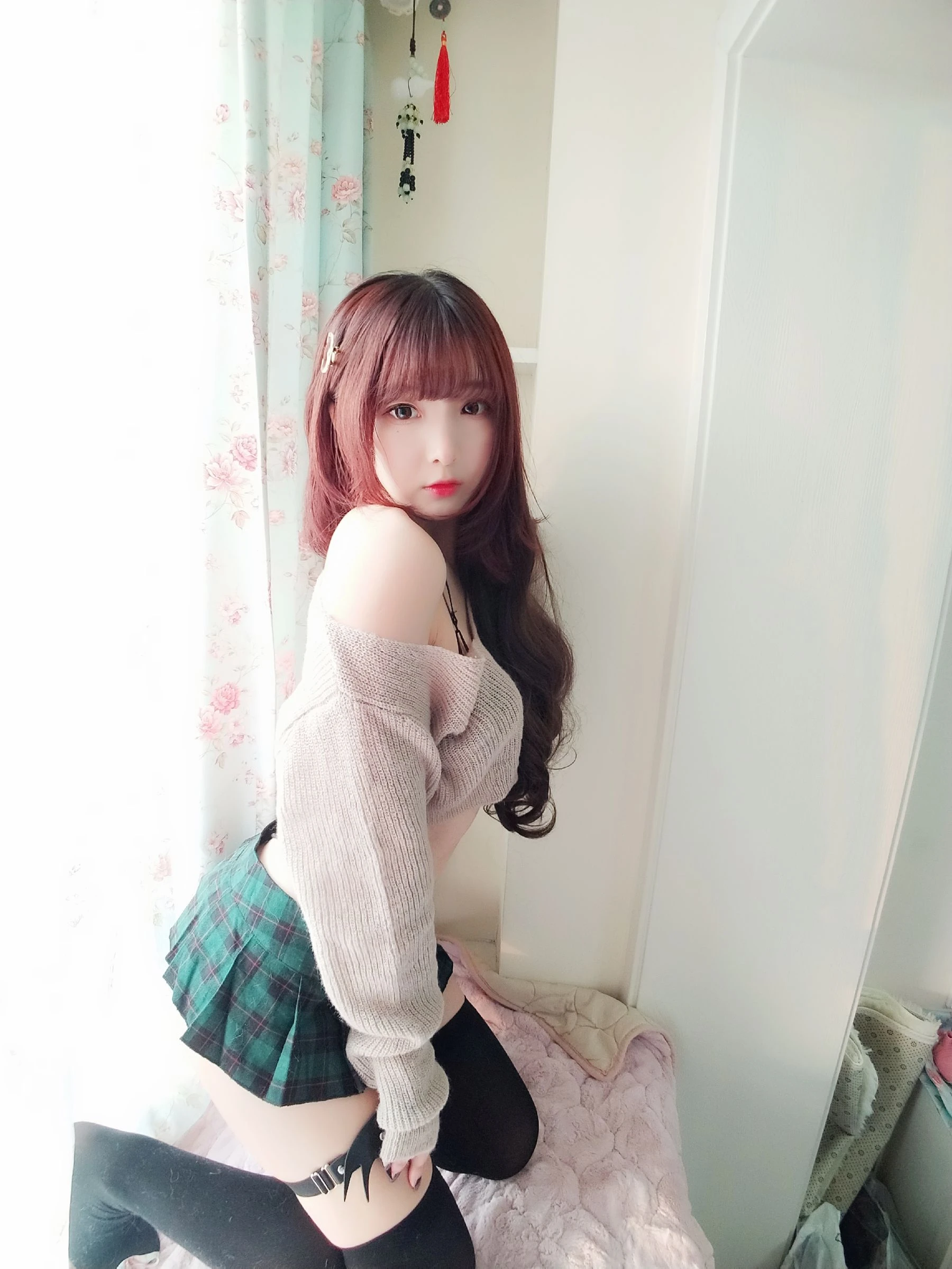 [御姐]高夢瑤高夢瑤攝影棚大圖美圖：火辣魅力釋放美胸誘惑展現寫真大片 - 24