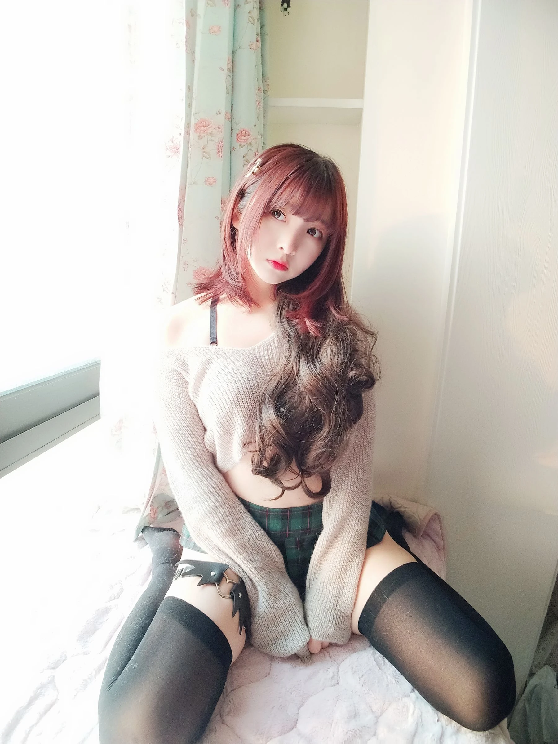 [御姐]高夢瑤高夢瑤攝影棚大圖美圖：火辣魅力釋放美胸誘惑展現寫真大片 - 35