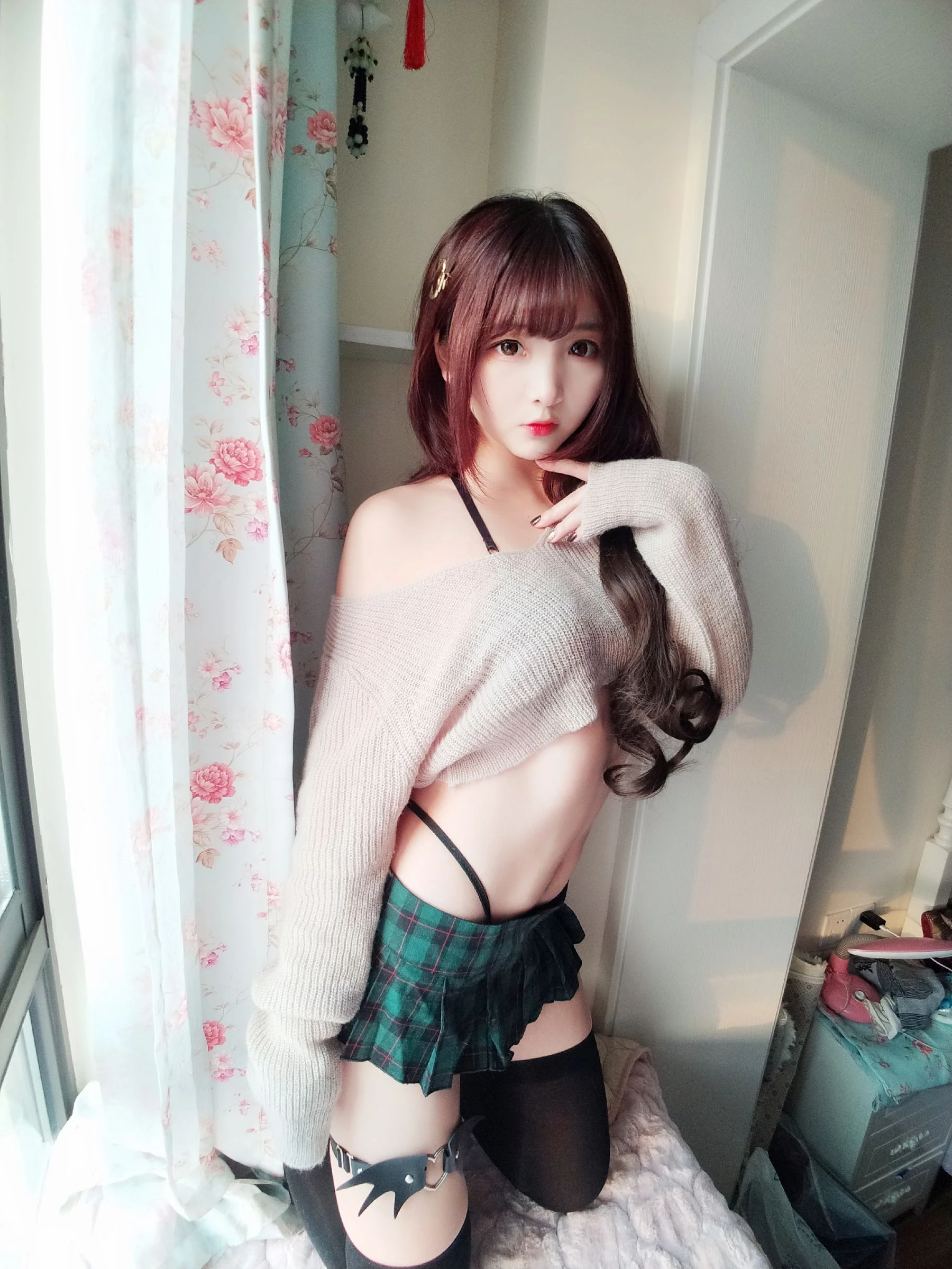 [御姐]高夢瑤高夢瑤攝影棚大圖美圖：火辣魅力釋放美胸誘惑展現寫真大片 - 6