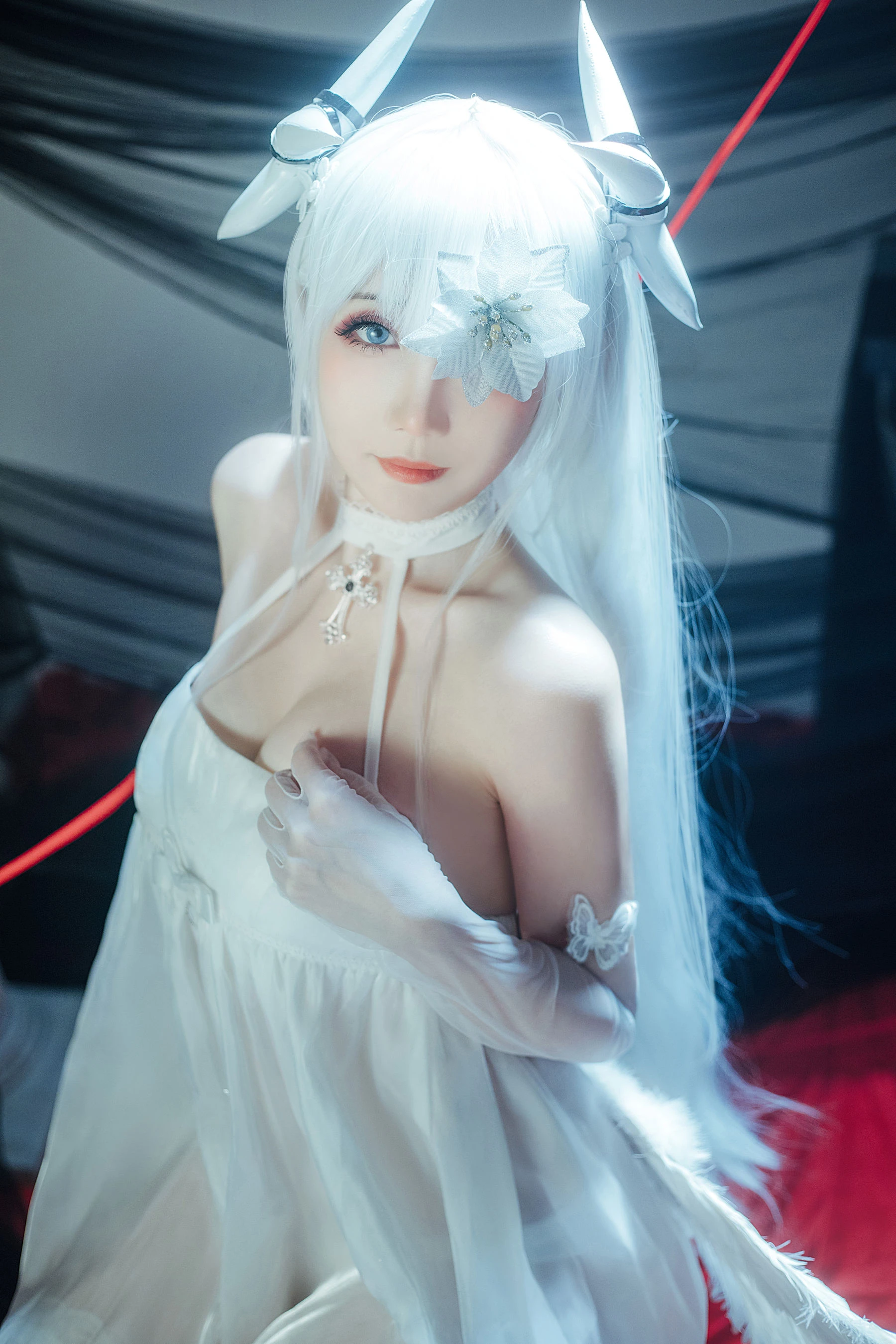 [校花]王詩琪寫真館大圖藝術珍藏：王詩琪優雅演繹曲線完美魅力綻放寫真藝術 - 25