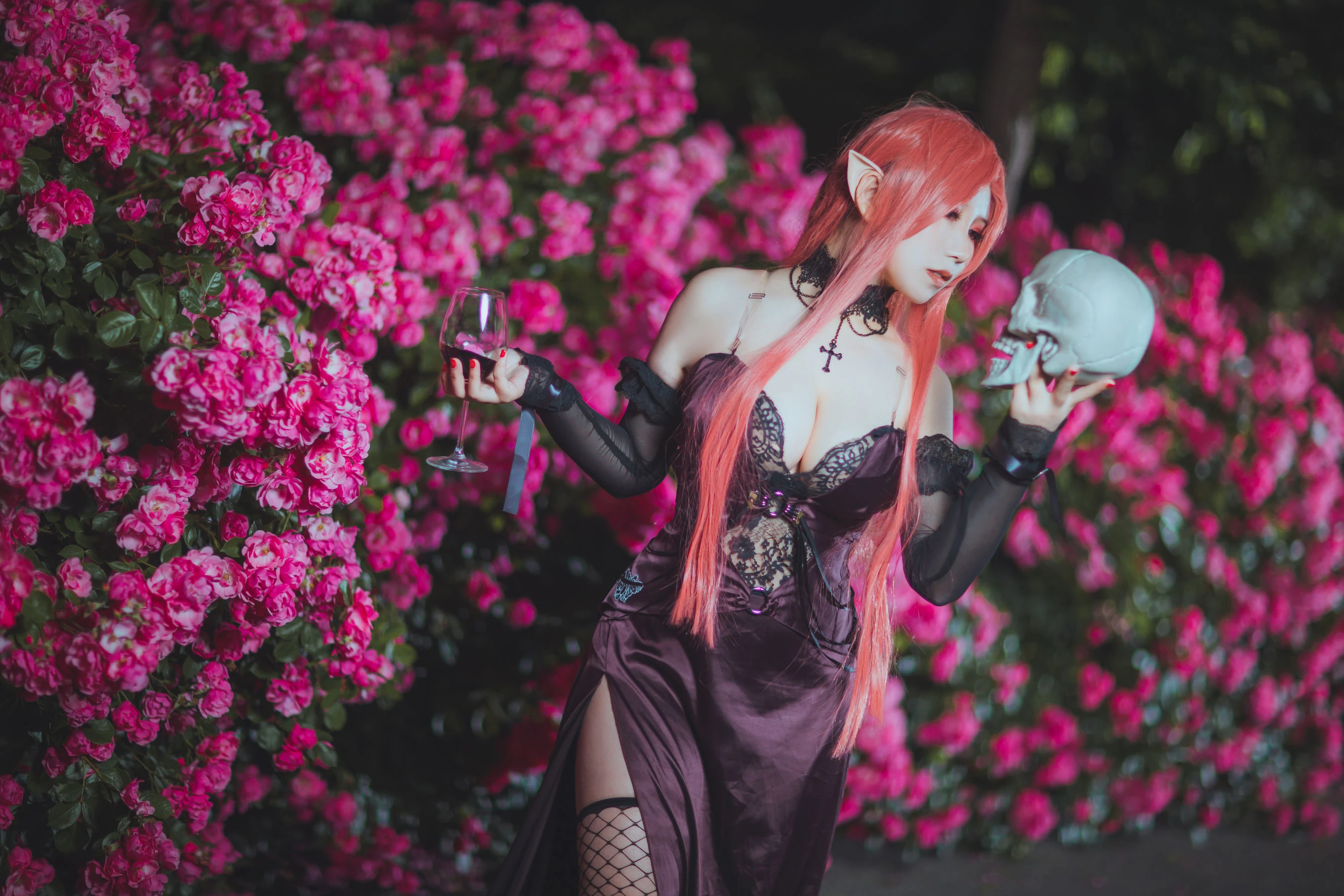 [紅人]高語彤高語彤優雅風採寫真大賞：戶外大圖寫真演繹曲線誘惑美學 - 44