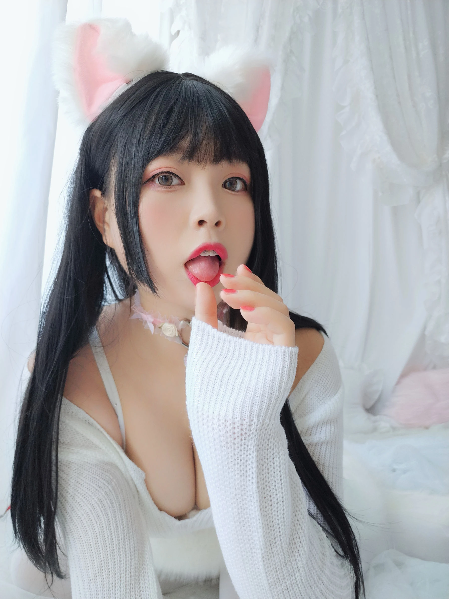 [御姐]何雅靜大圖自然光寫真藝術：何雅靜優雅氣質綻放身材完美曲線寫真 - 20