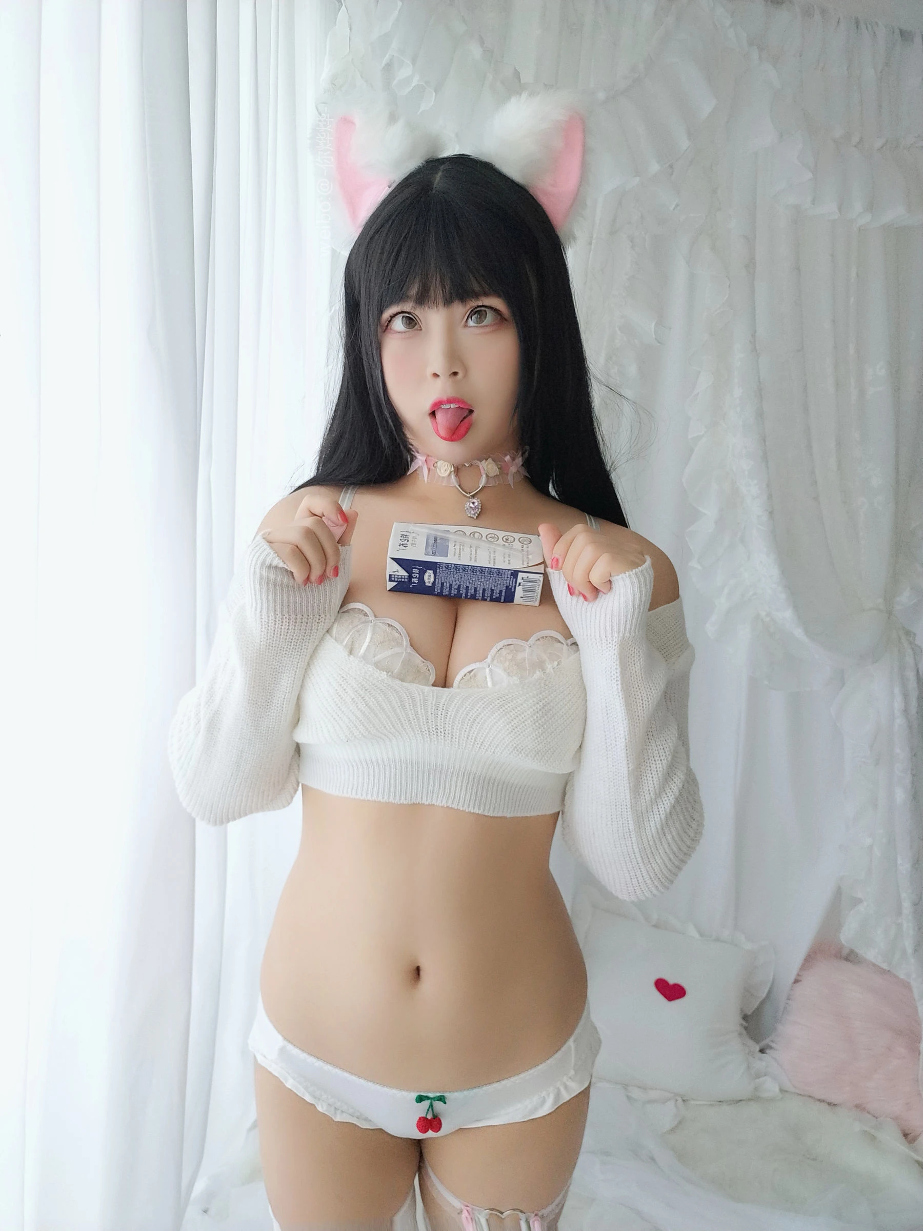 [御姐]何雅靜大圖自然光寫真藝術：何雅靜優雅氣質綻放身材完美曲線寫真 - 29