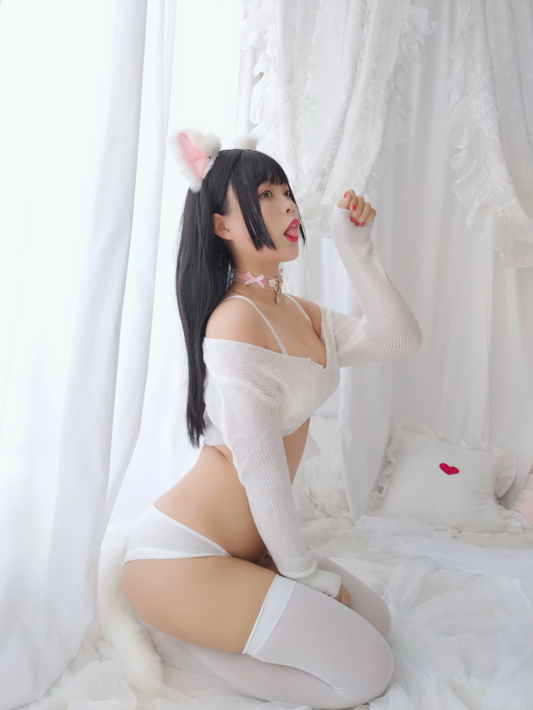 [御姐]何雅靜大圖自然光寫真藝術：何雅靜優雅氣質綻放身材完美曲線寫真 - 42