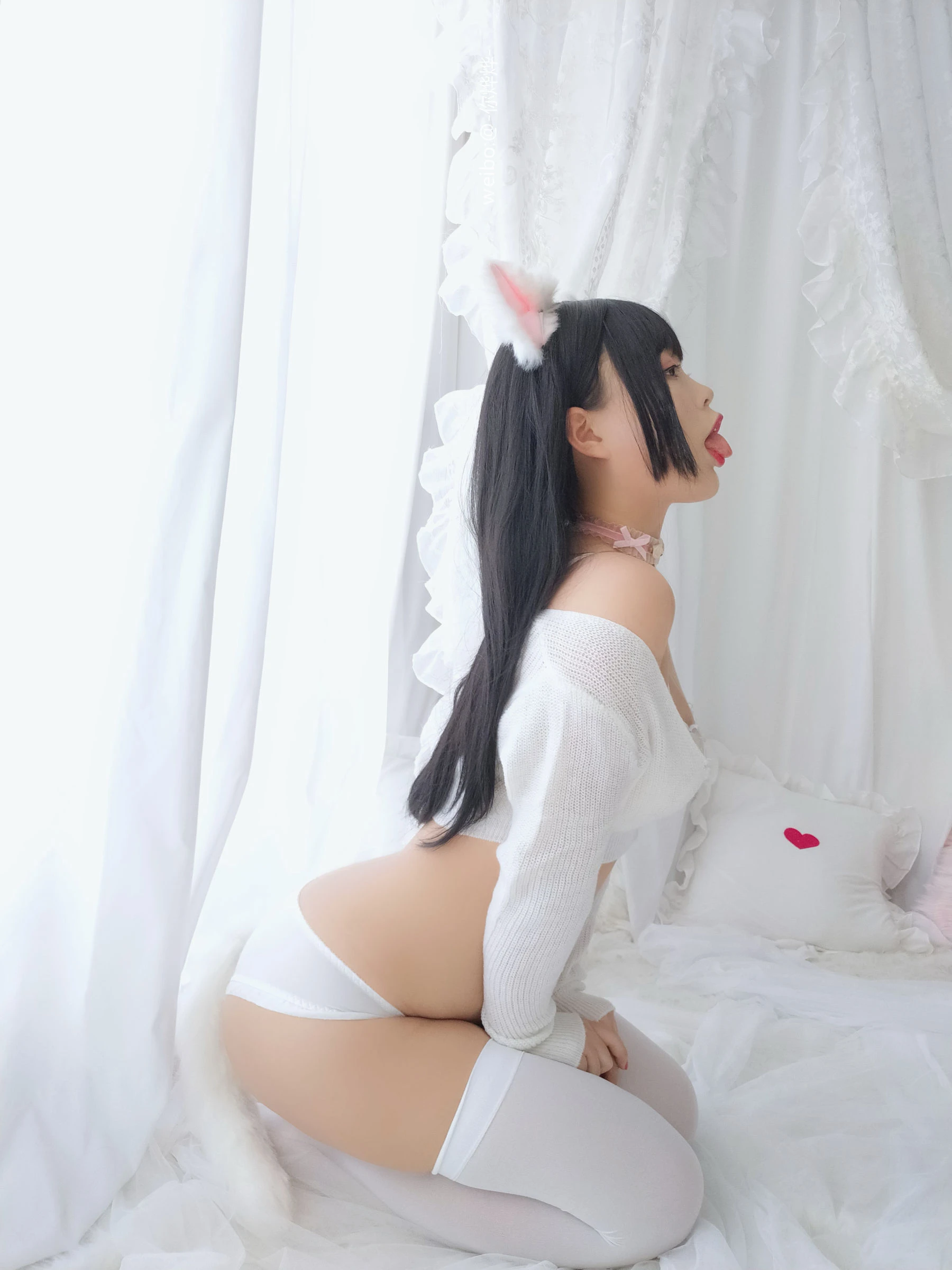 [御姐]何雅靜大圖自然光寫真藝術：何雅靜優雅氣質綻放身材完美曲線寫真 - 43
