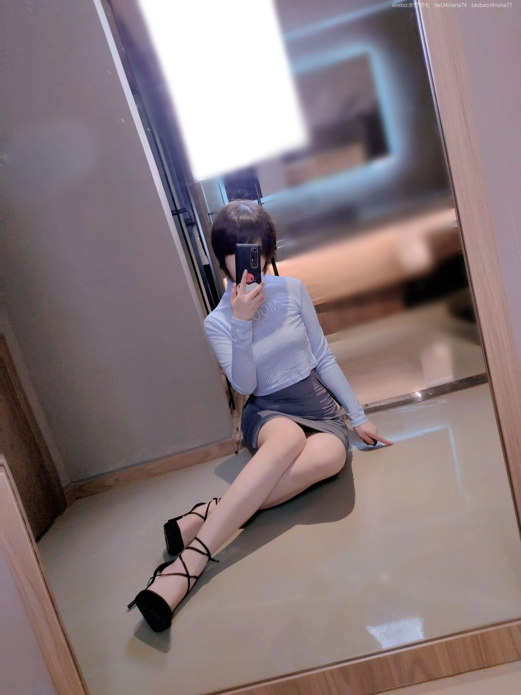 [美女]郭雅詩郭雅詩私房高清寫真：甜美魅力釋放蜂腰誘惑釋放寫真大片 - 25