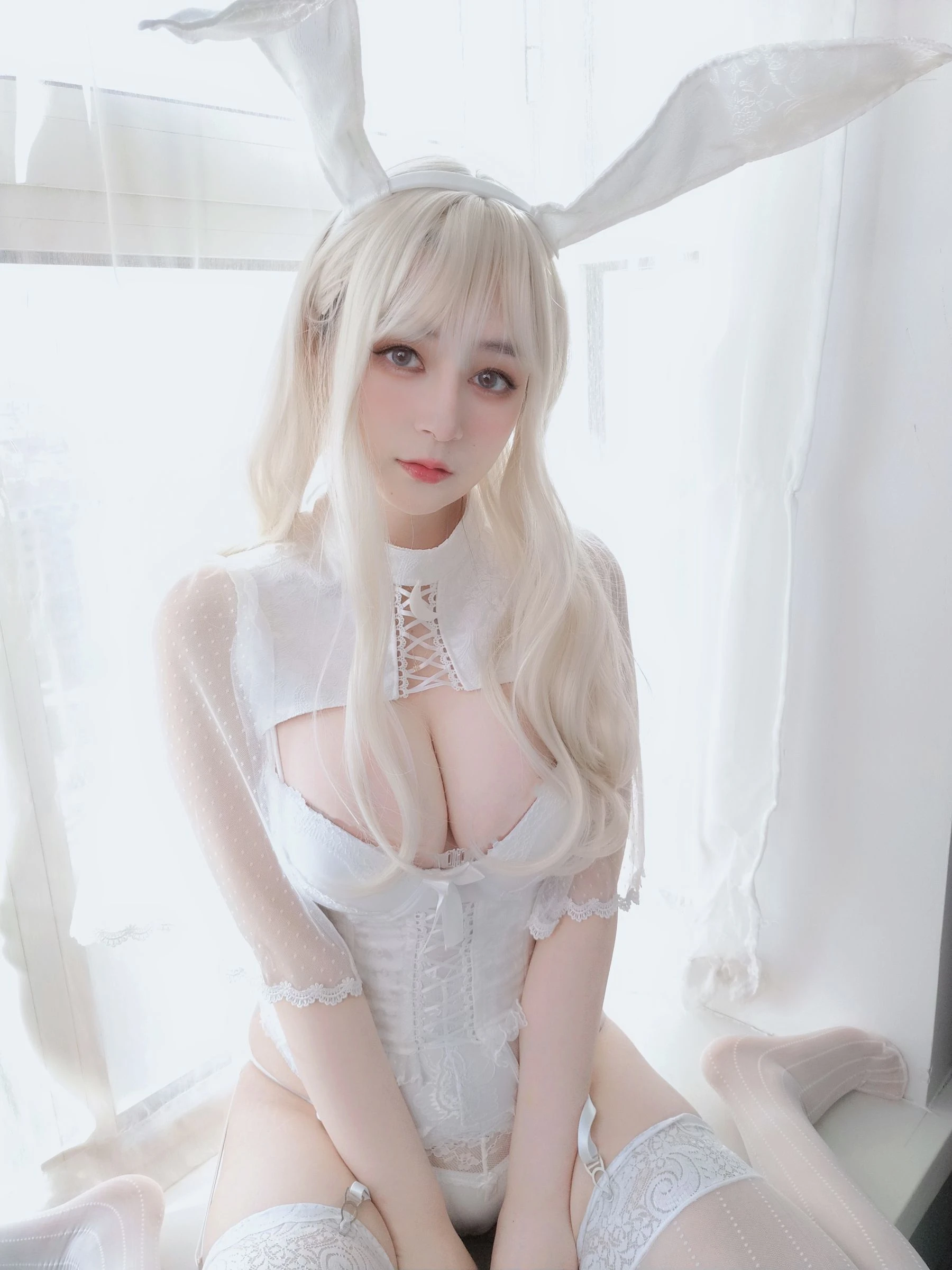 [Cosplay]陳雅靜精選美圖作品：自然光攝影優雅展現陳雅靜美腿曲線韻味綻放寫真集 - 42