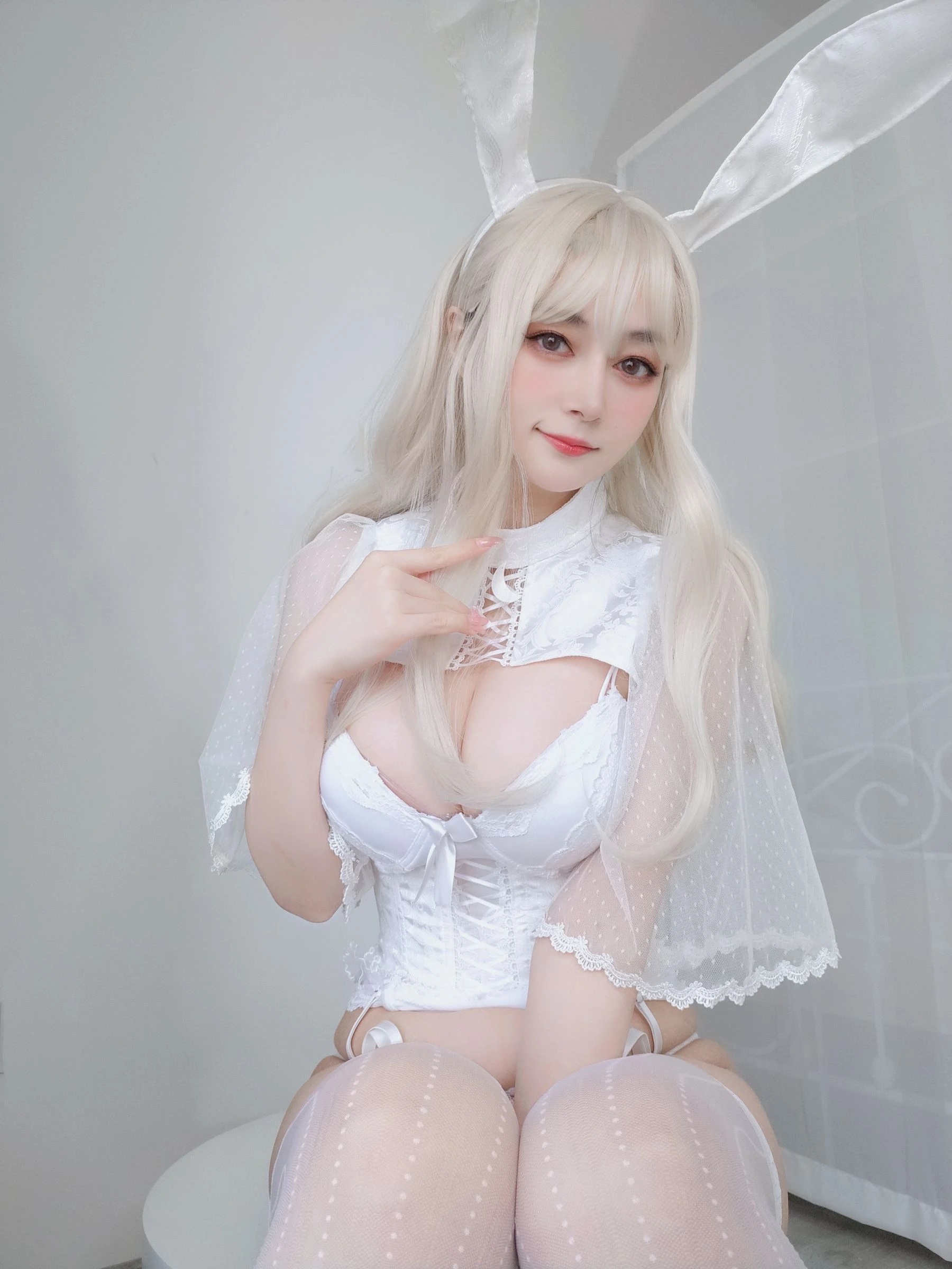 [Cosplay]陳雅靜精選美圖作品：自然光攝影優雅展現陳雅靜美腿曲線韻味綻放寫真集 - 45