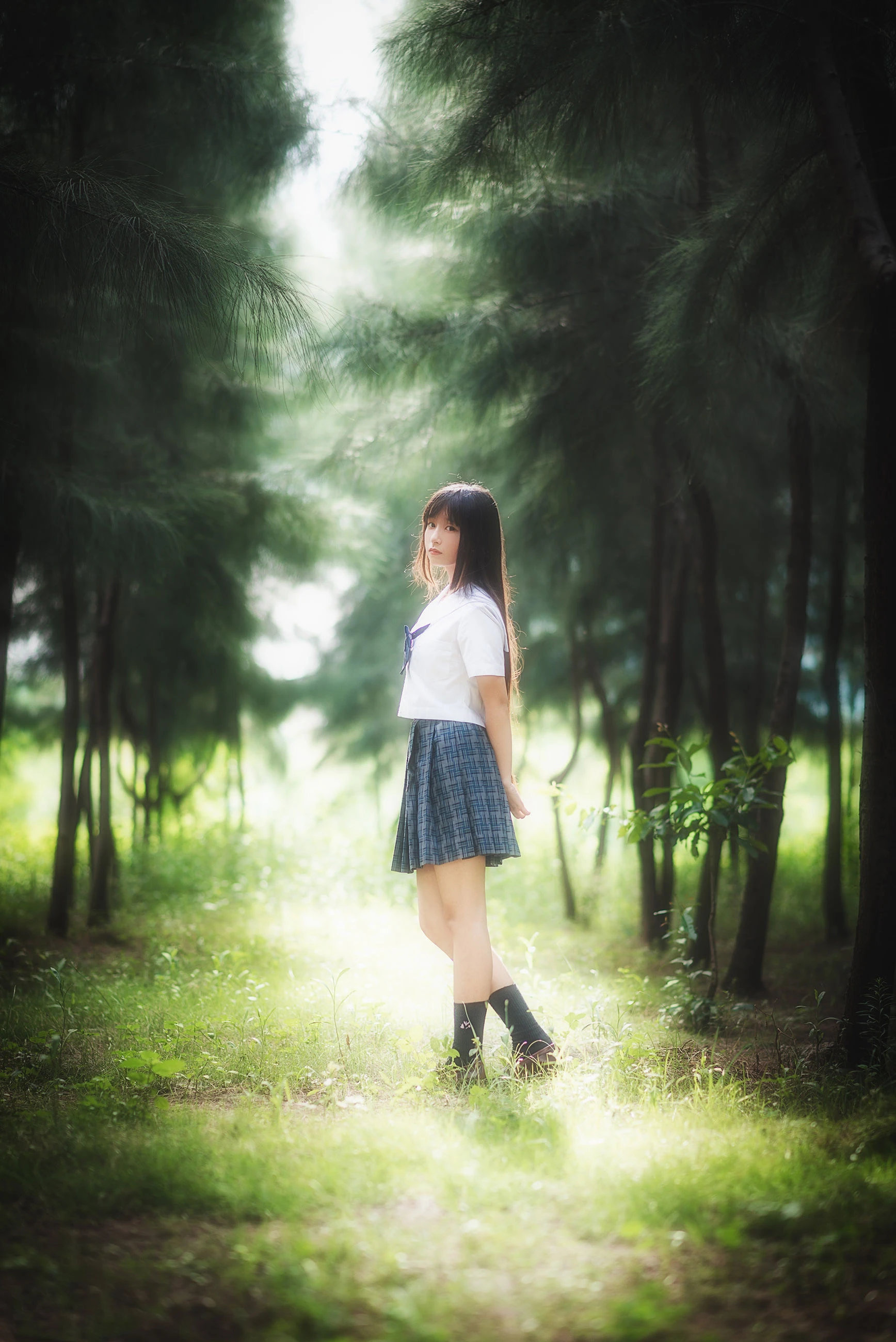 [車模]何莉琪何莉琪攝影棚首發攝影：時尚神韻釋放蜂腰誘惑釋放寫真大片 - 1