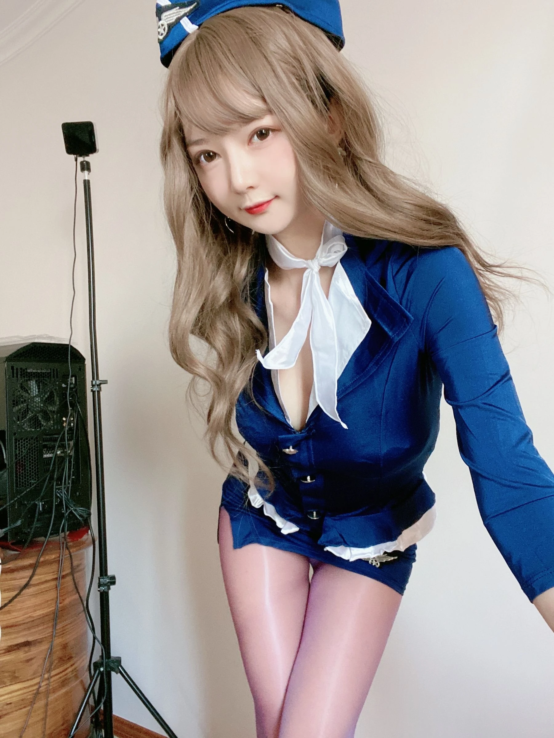 [美女]高梓涵攝影棚獨家攝影珍藏：高梓涵火辣演繹長腿完美韻味釋放寫真藝術 - 11