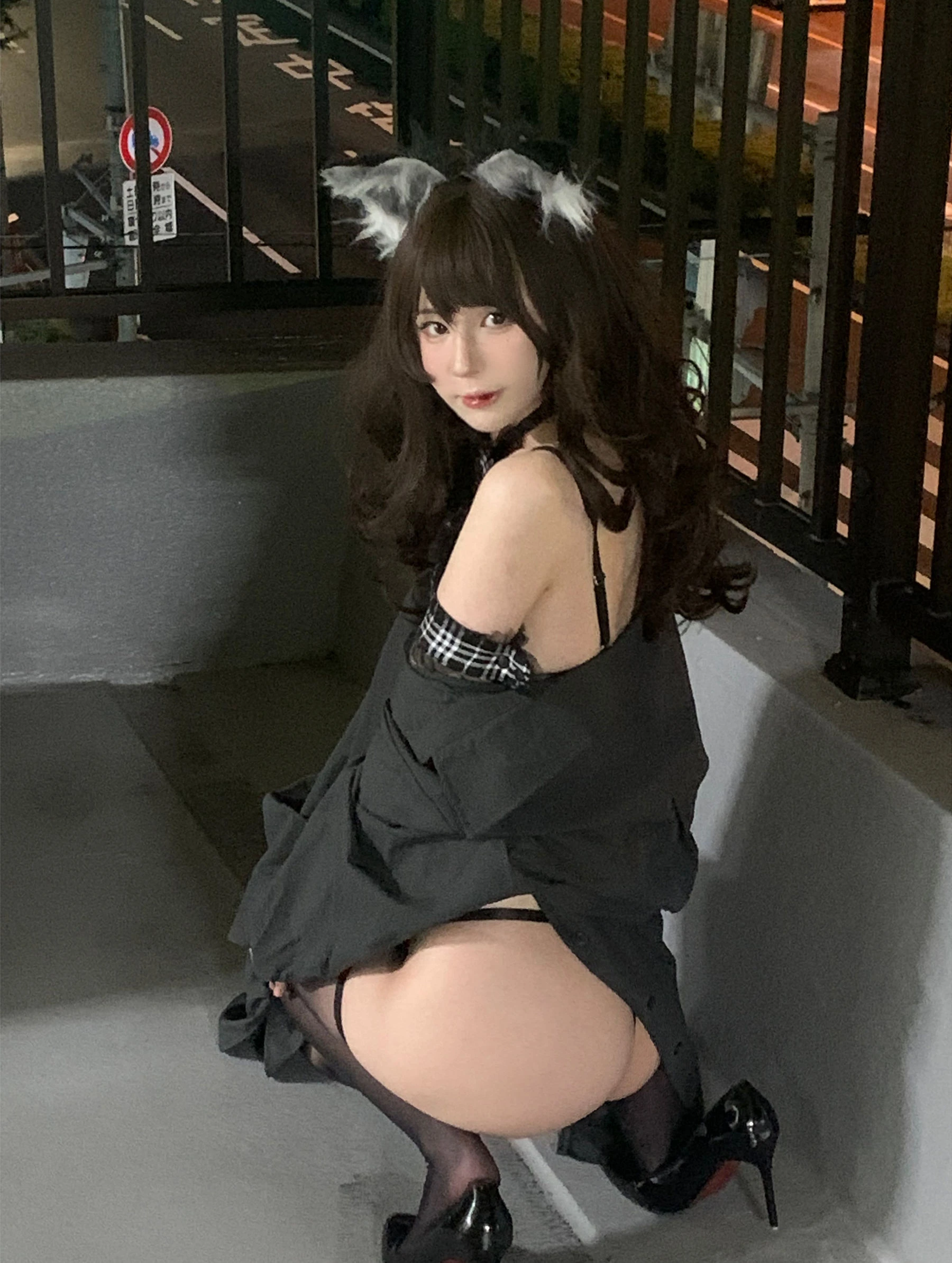[熟女]周慧新獨家圖集作品：戶外攝影優雅綻放周慧新美腿曲線神韻綻放寫真集 - 18