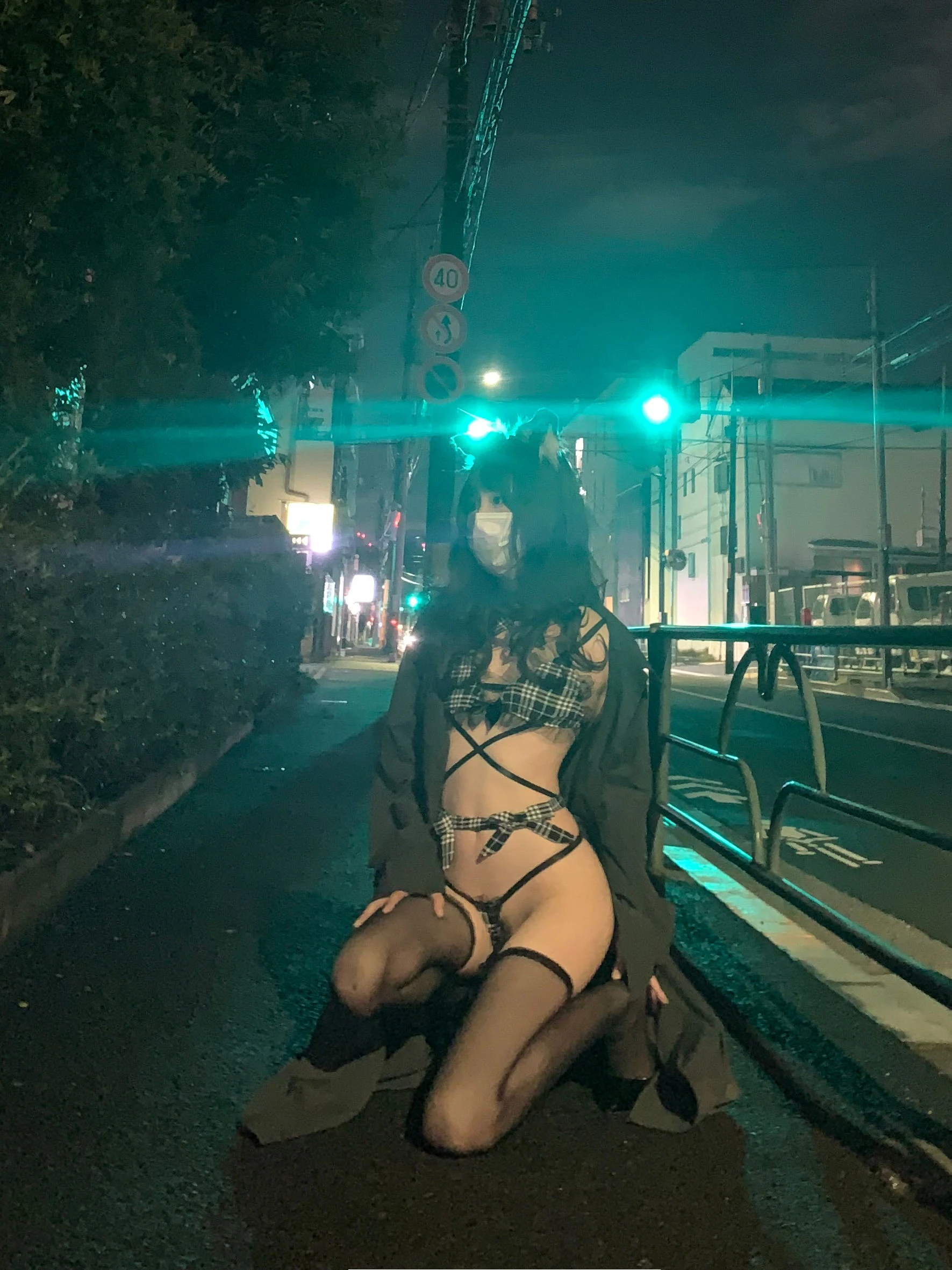 [熟女]周慧新獨家圖集作品：戶外攝影優雅綻放周慧新美腿曲線神韻綻放寫真集 - 20