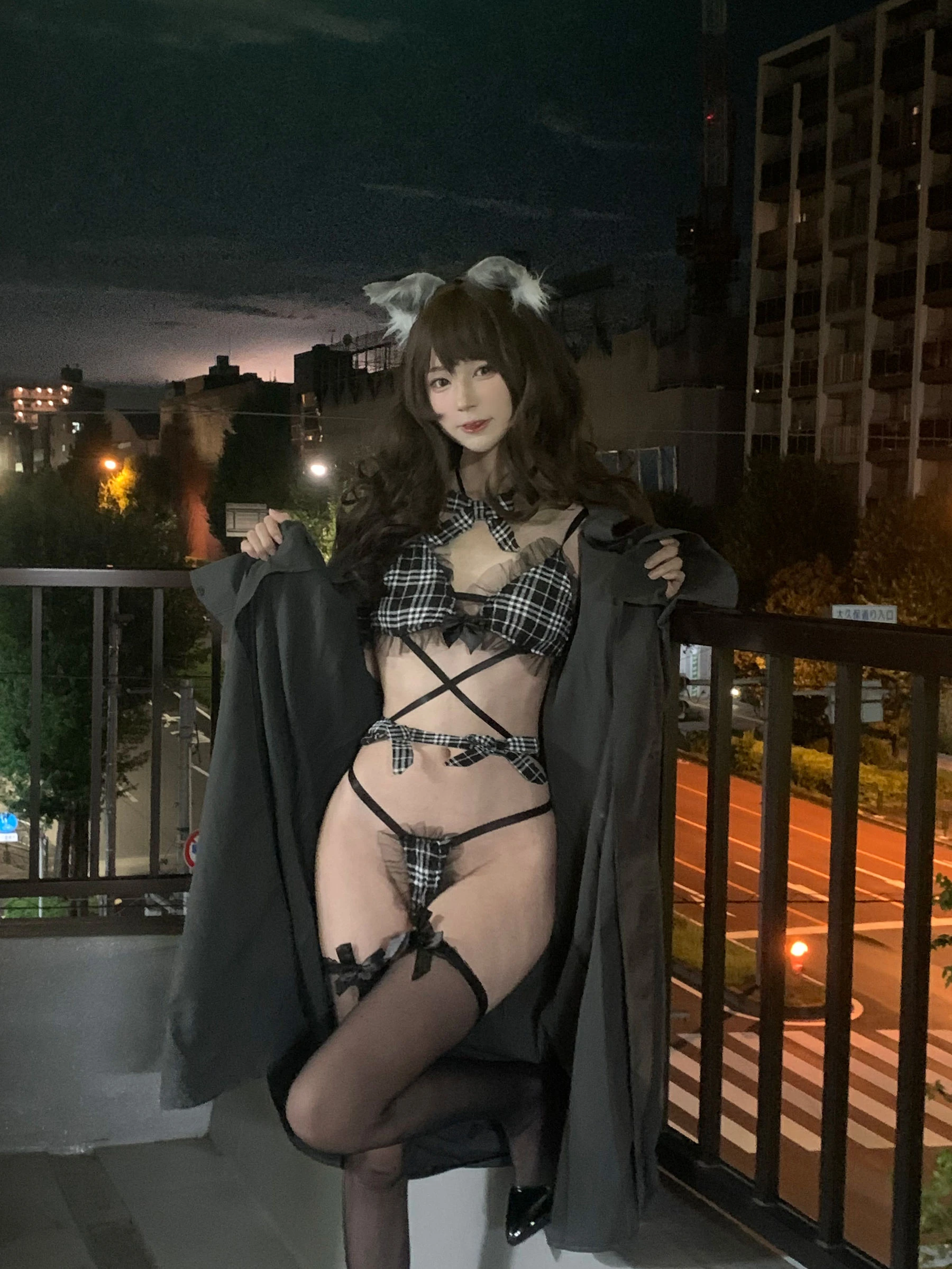 [熟女]周慧新獨家圖集作品：戶外攝影優雅綻放周慧新美腿曲線神韻綻放寫真集 - 4
