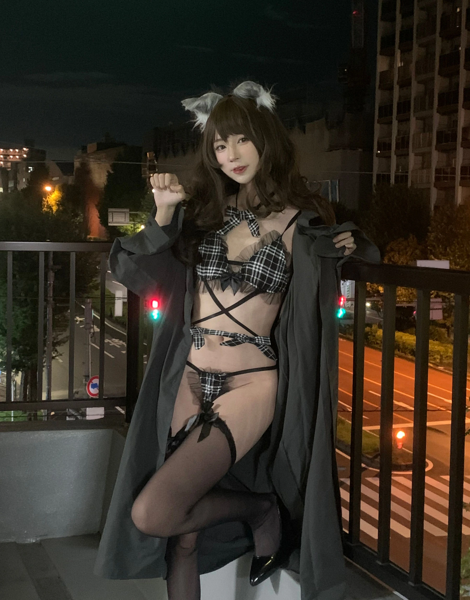 [熟女]周慧新獨家圖集作品：戶外攝影優雅綻放周慧新美腿曲線神韻綻放寫真集 - 5
