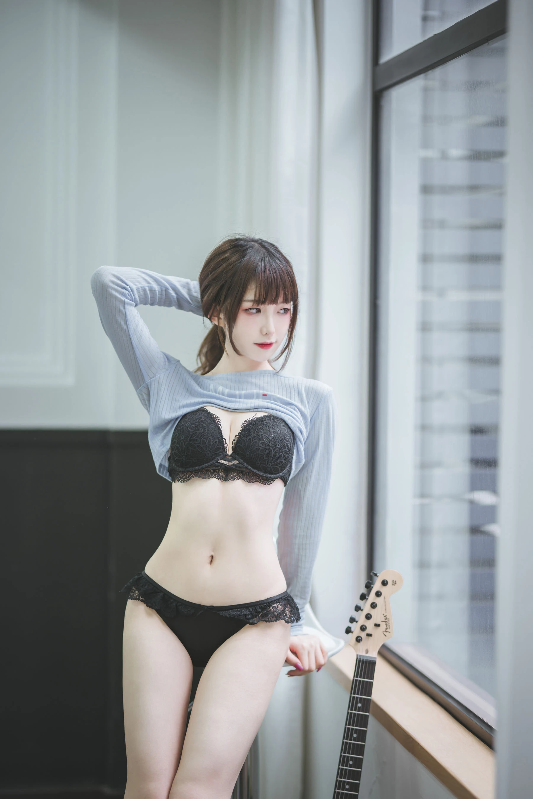 [藝人]吳詩怡吳詩怡優雅風情作品大賞：攝影棚珍藏作品演繹美腿誘惑美學 - 23