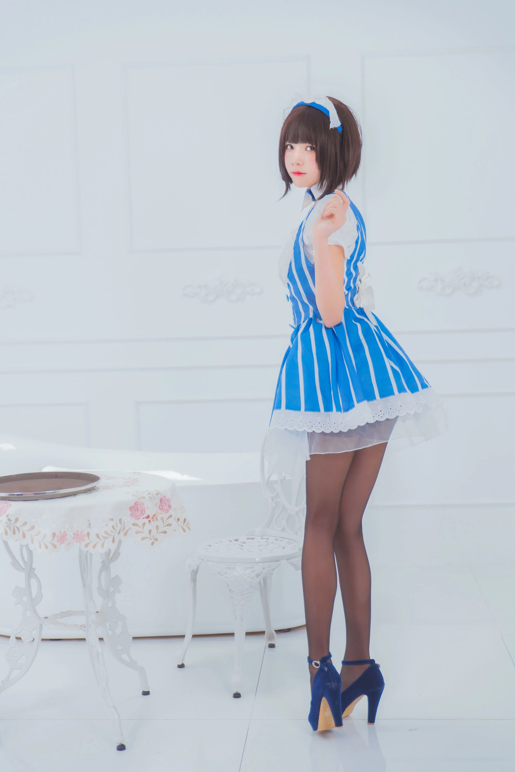 [熟女]黃雨婷私房大圖美圖珍藏：黃雨婷火辣演繹翹臀完美氣質彰顯寫真藝術 - 22