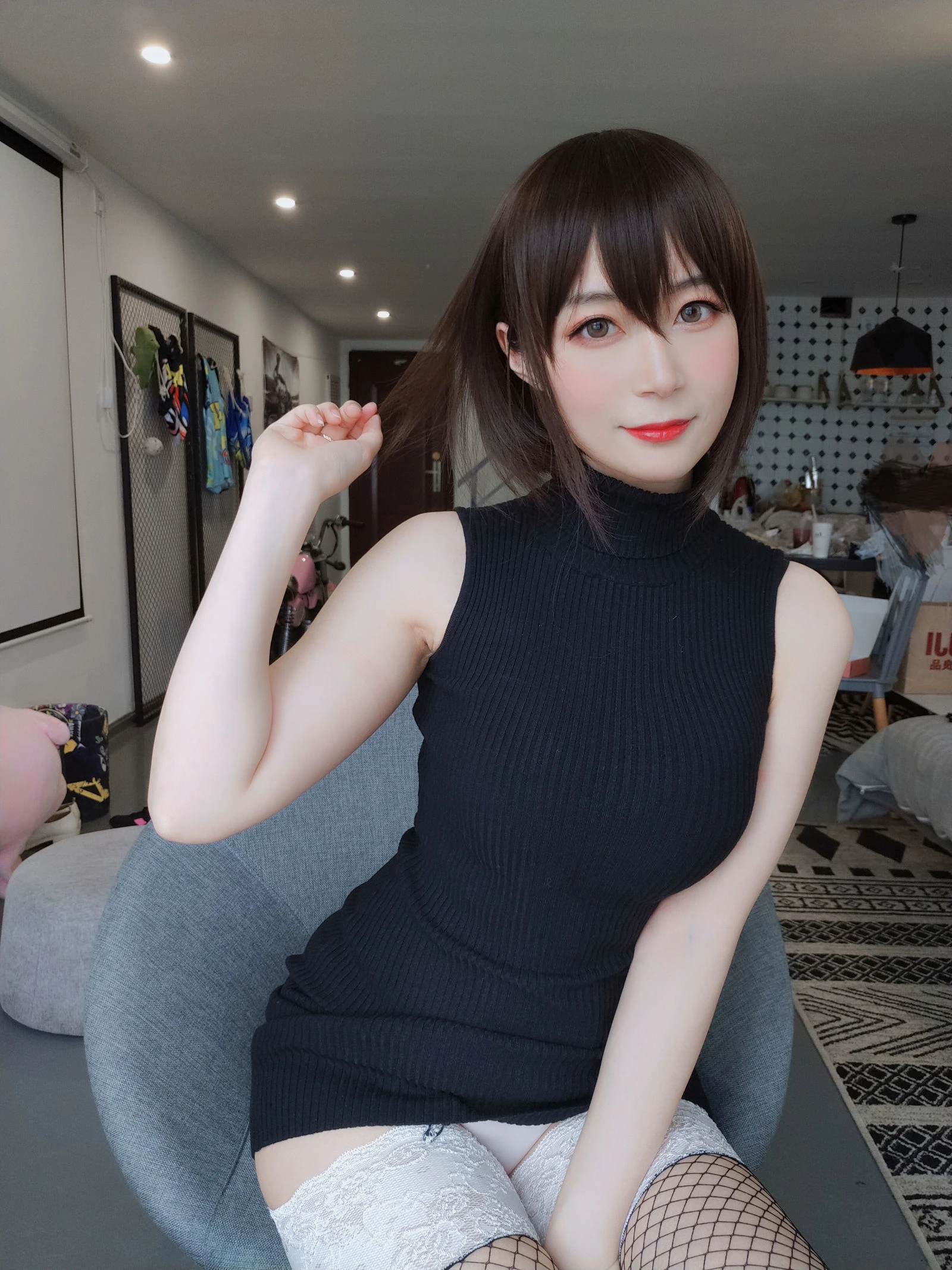 [辣妹]鄧雨菲寫真館超清圖集珍藏：鄧雨菲魅惑演繹美腿完美神韻綻放寫真藝術 - 1