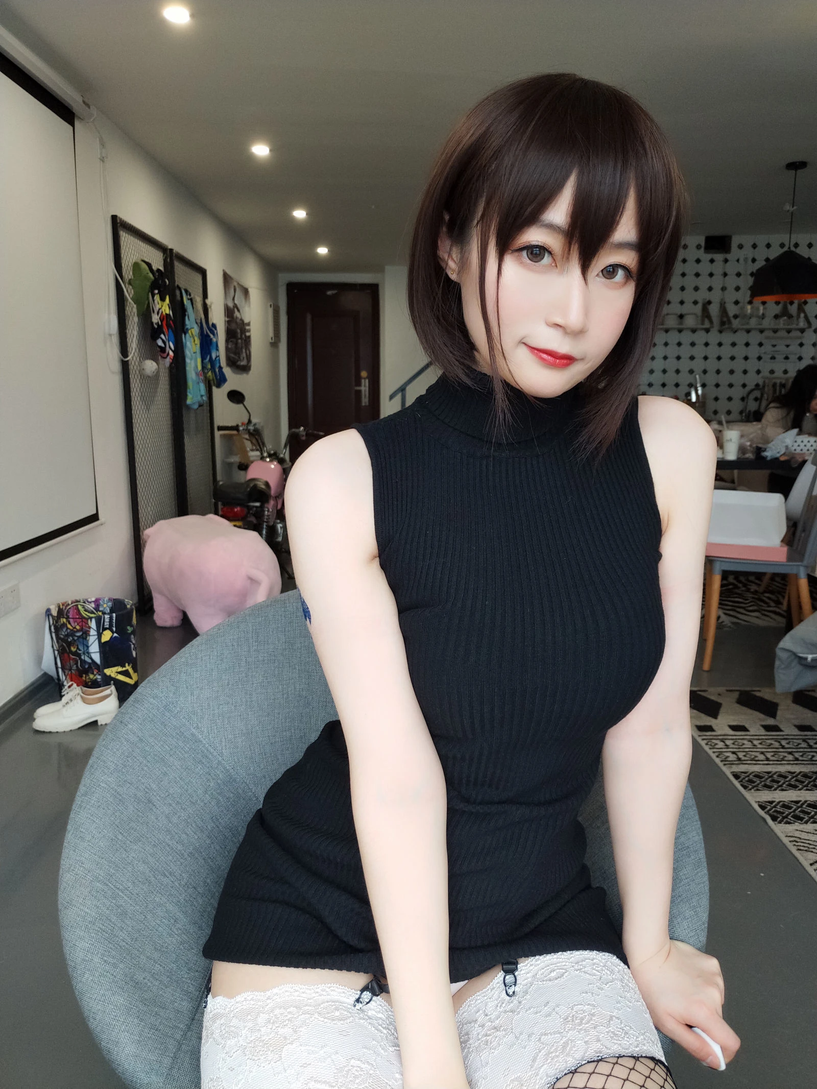 [辣妹]鄧雨菲寫真館超清圖集珍藏：鄧雨菲魅惑演繹美腿完美神韻綻放寫真藝術 - 9