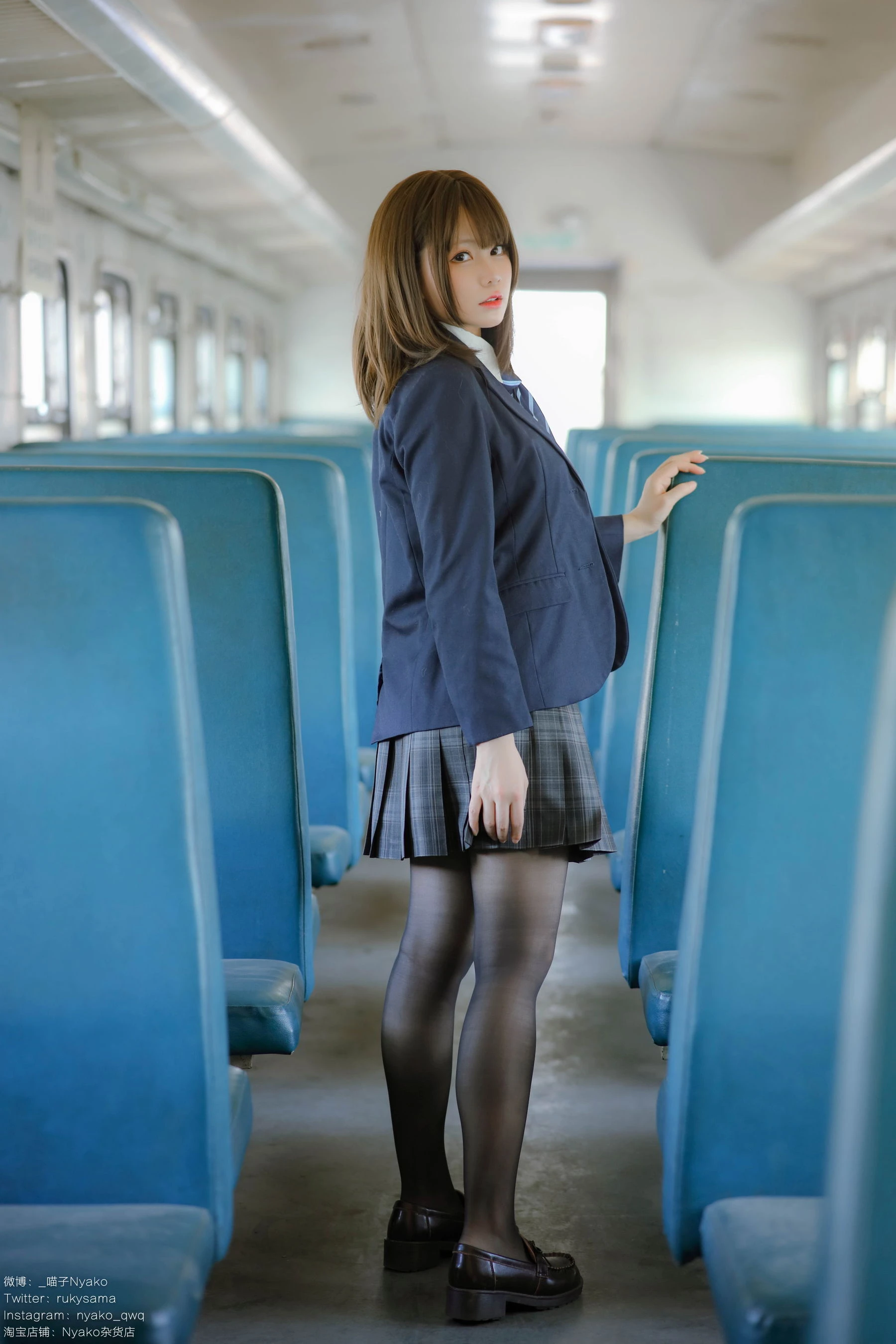 [Cosplay]吳心怡吳心怡清純格調攝影大賞：攝影棚精選攝影演繹身材誘惑美學 - 3