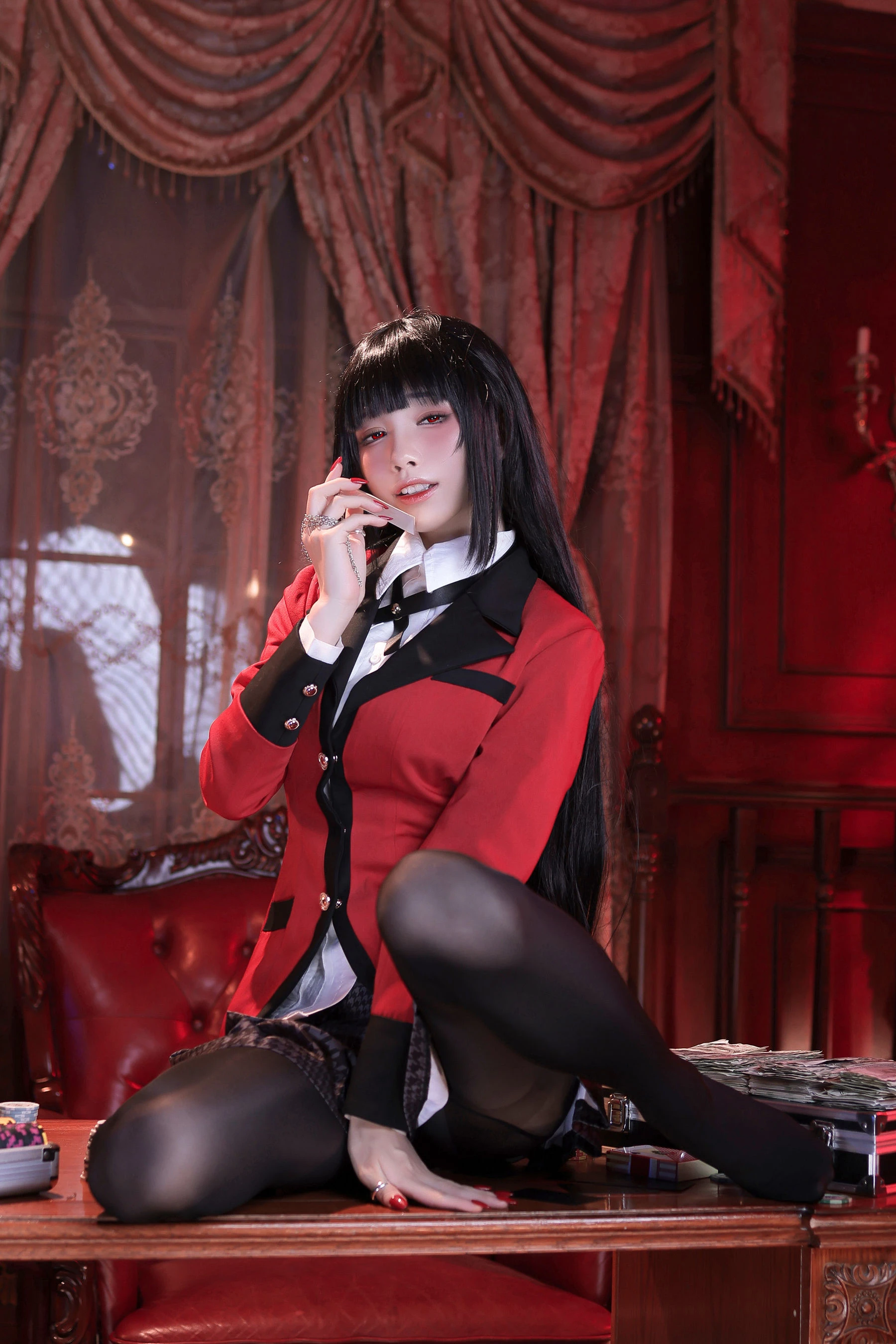 [仙女]唐莉琪大圖室內攝影藝術：唐莉琪火辣風採凸顯美腿完美曲線寫真 - 10