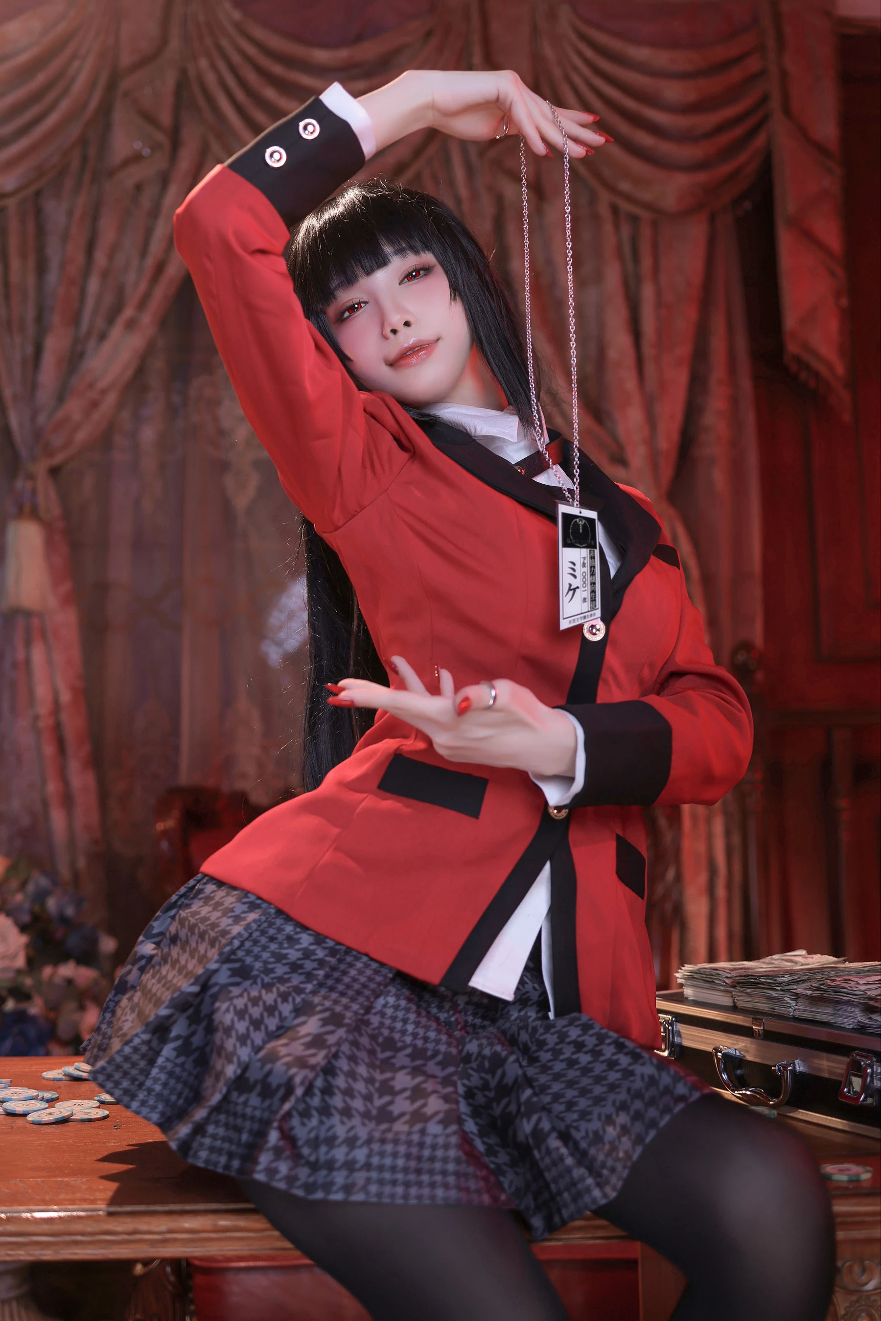 [仙女]唐莉琪大圖室內攝影藝術：唐莉琪火辣風採凸顯美腿完美曲線寫真 - 9