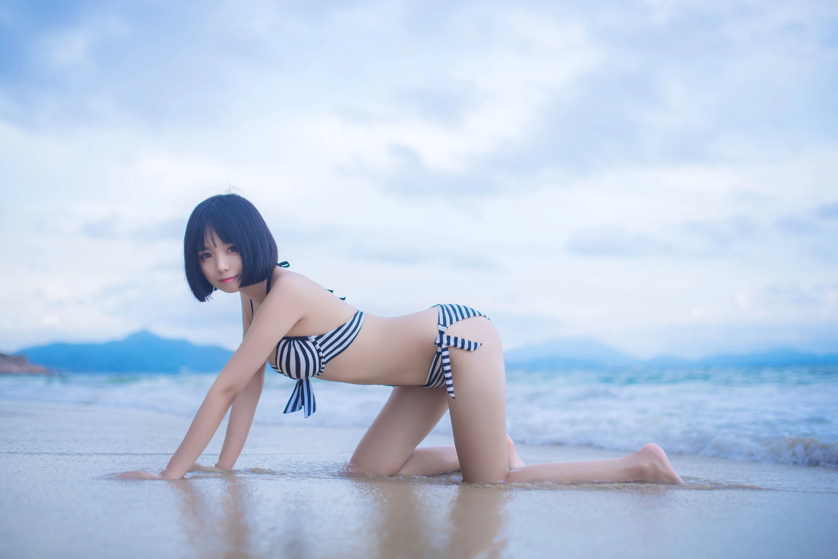 [美女]劉詩涵私房珍藏寫真珍藏：劉詩涵時尚演繹蜂腰完美格調展現寫真藝術 - 7