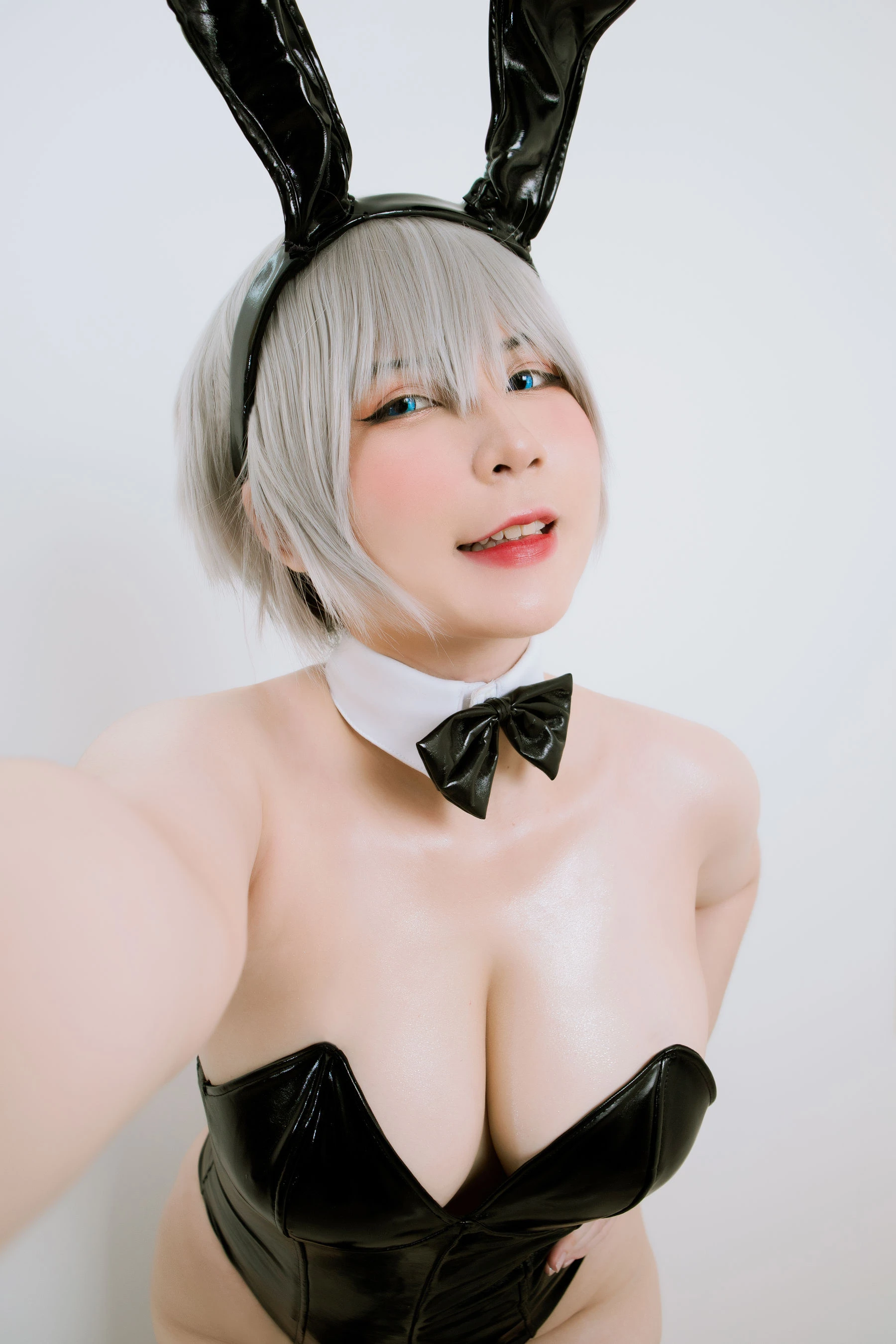 [空姐]徐思瑤寫真攝影大師作：徐思瑤性感於街拍展現身材風採超清演繹 - 2