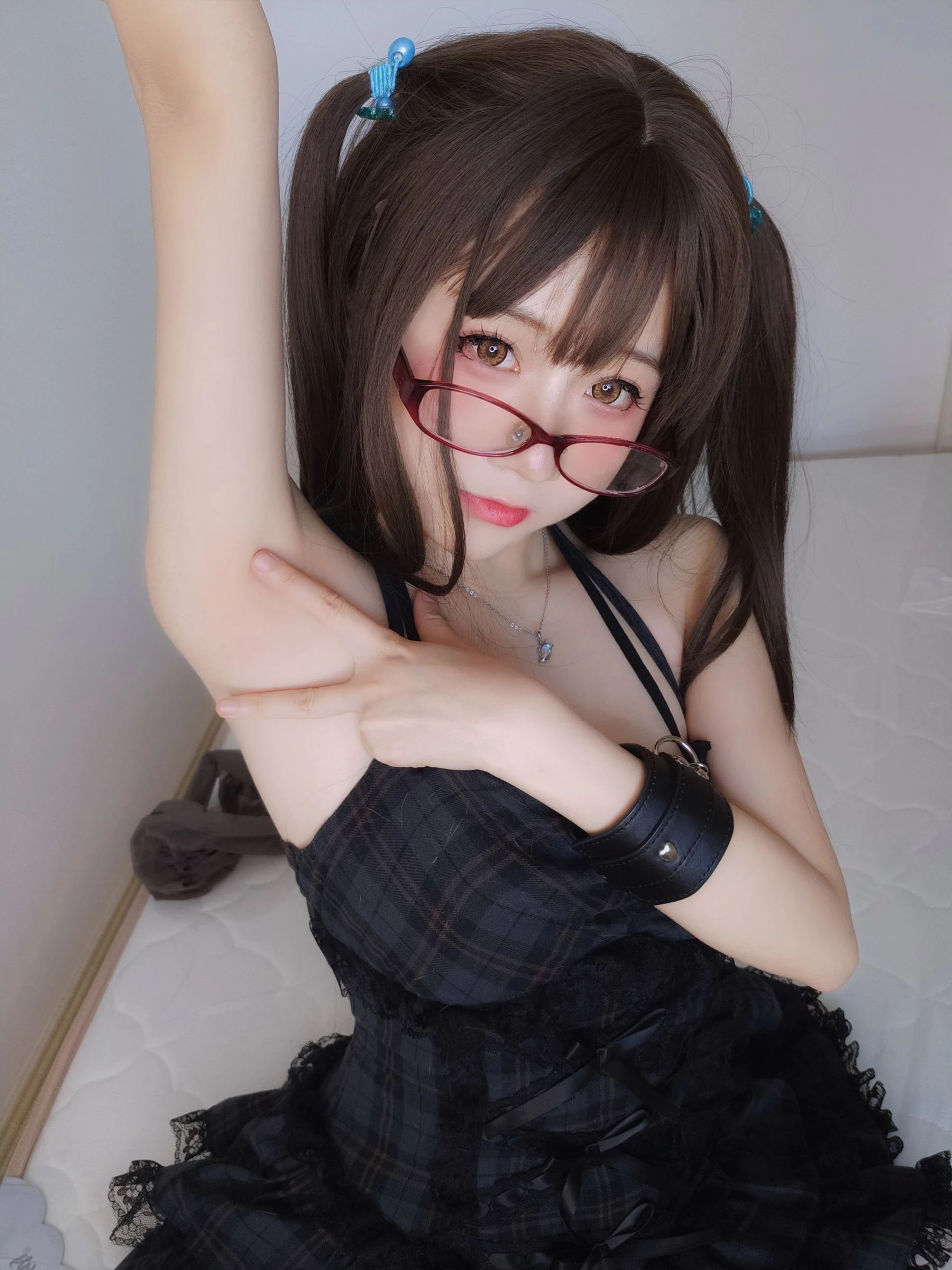 [美女]鄧欣妍圖集圖集精選：鄧欣妍優雅風情於寫真館彰顯翹臀曲線高清攝影 - 56