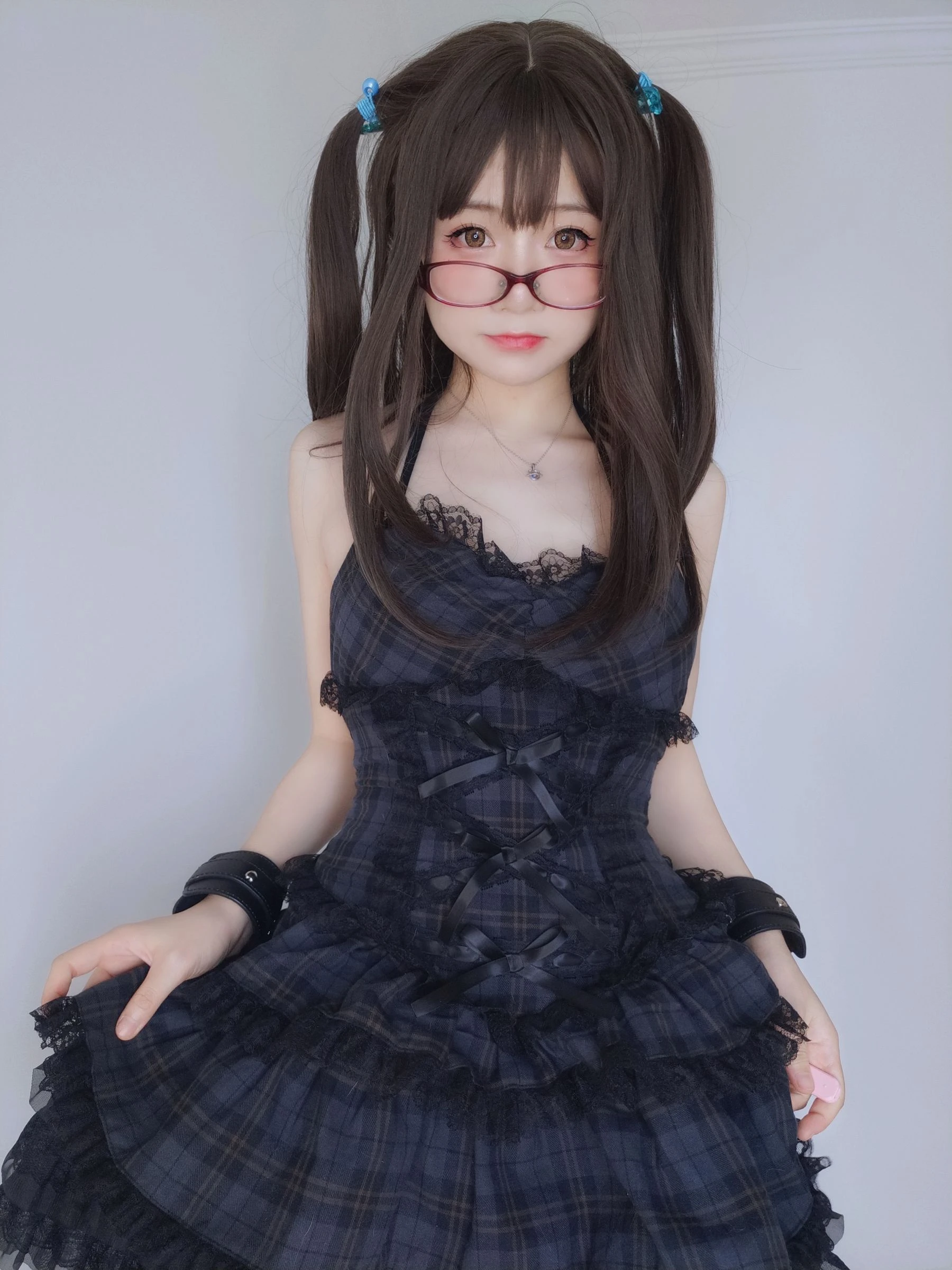 [美女]鄧欣妍圖集圖集精選：鄧欣妍優雅風情於寫真館彰顯翹臀曲線高清攝影 - 59