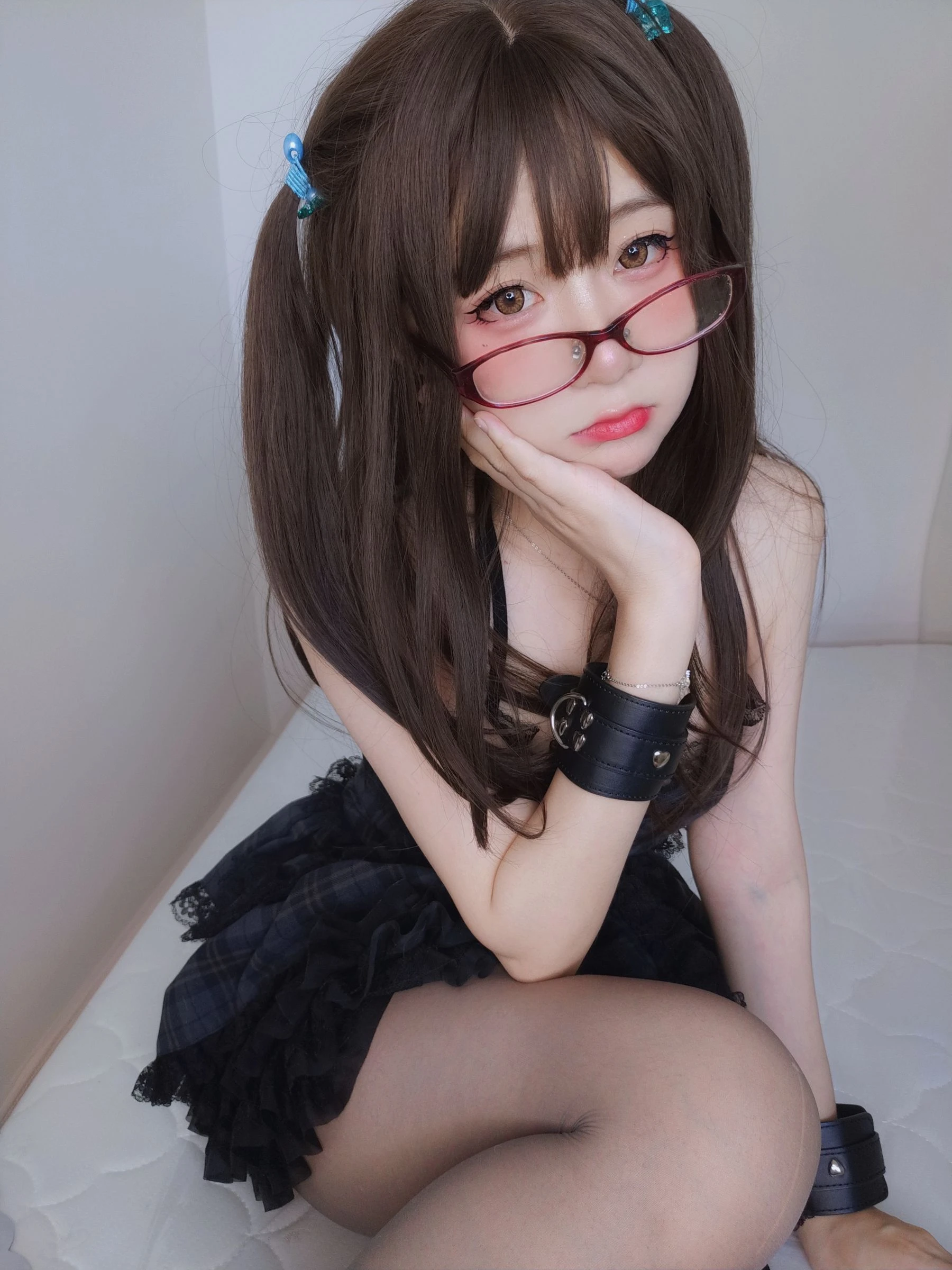 [美女]鄧欣妍圖集圖集精選：鄧欣妍優雅風情於寫真館彰顯翹臀曲線高清攝影 - 68