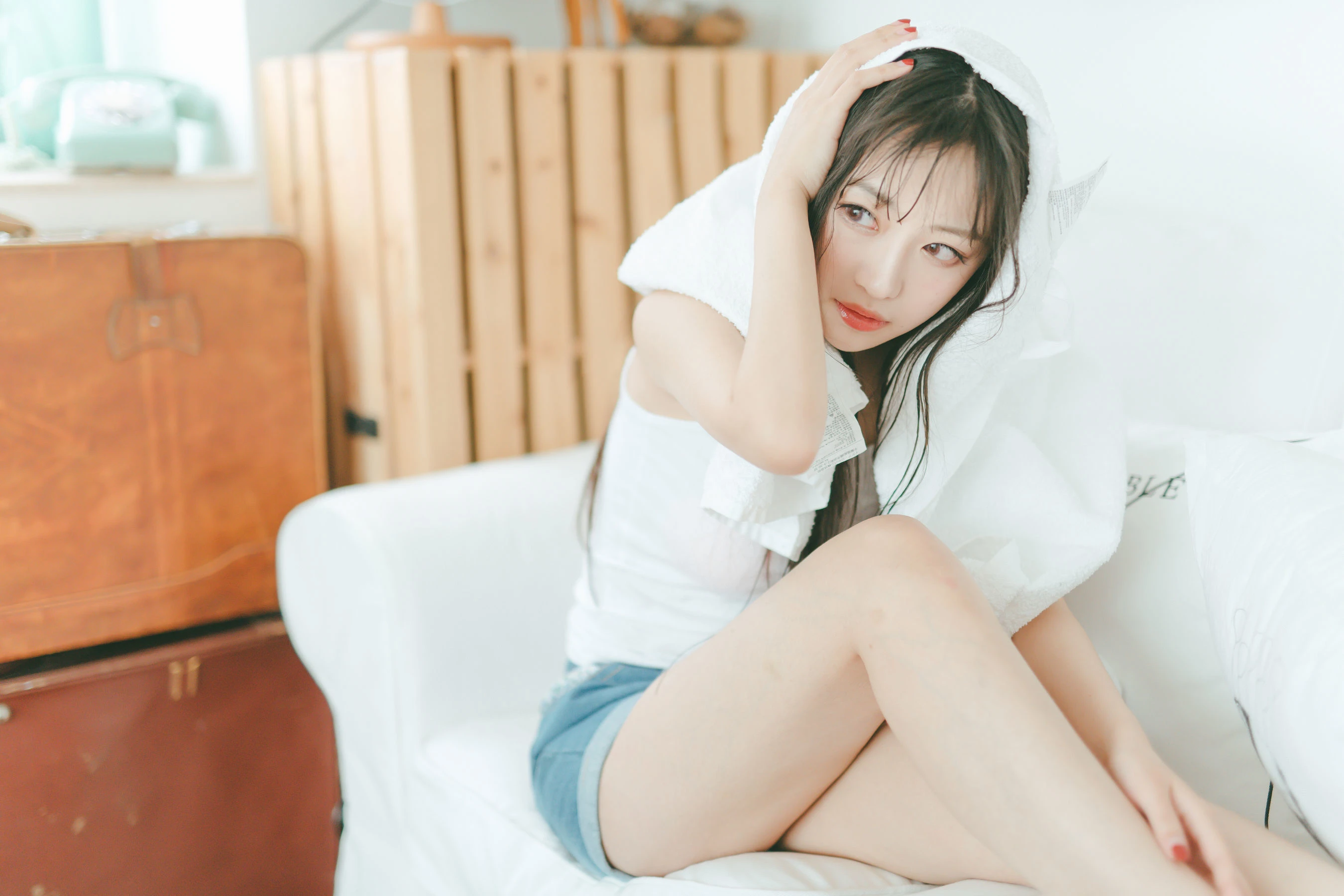 [正妹]彭雨靜作品圖集精選：彭雨靜火辣氣質於寫真館綻放身材曲線超清攝影 - 5