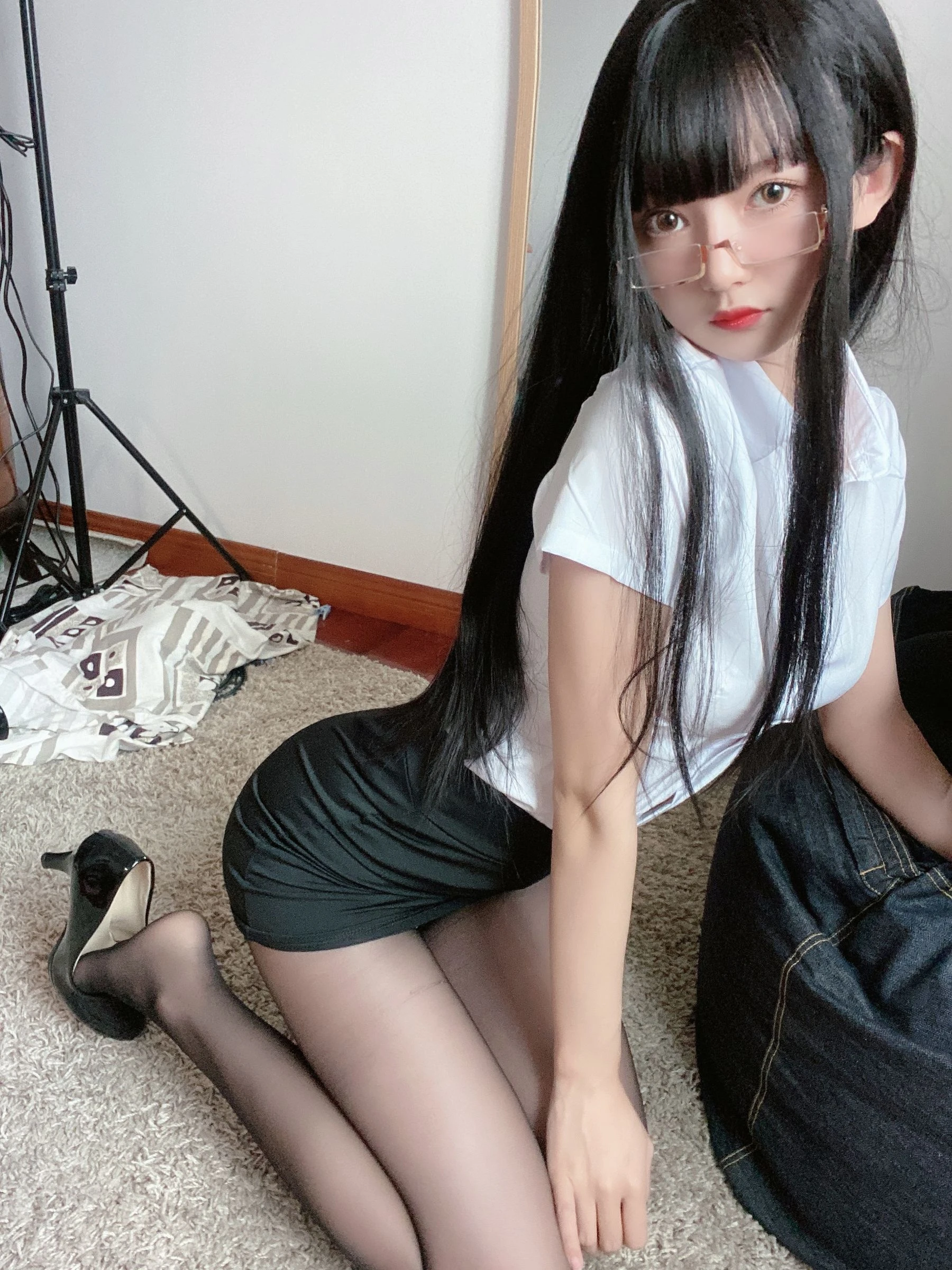 [網紅]胡雅怡高清圖集作品：室內攝影甜美展現胡雅怡身材曲線風情綻放寫真集 - 7